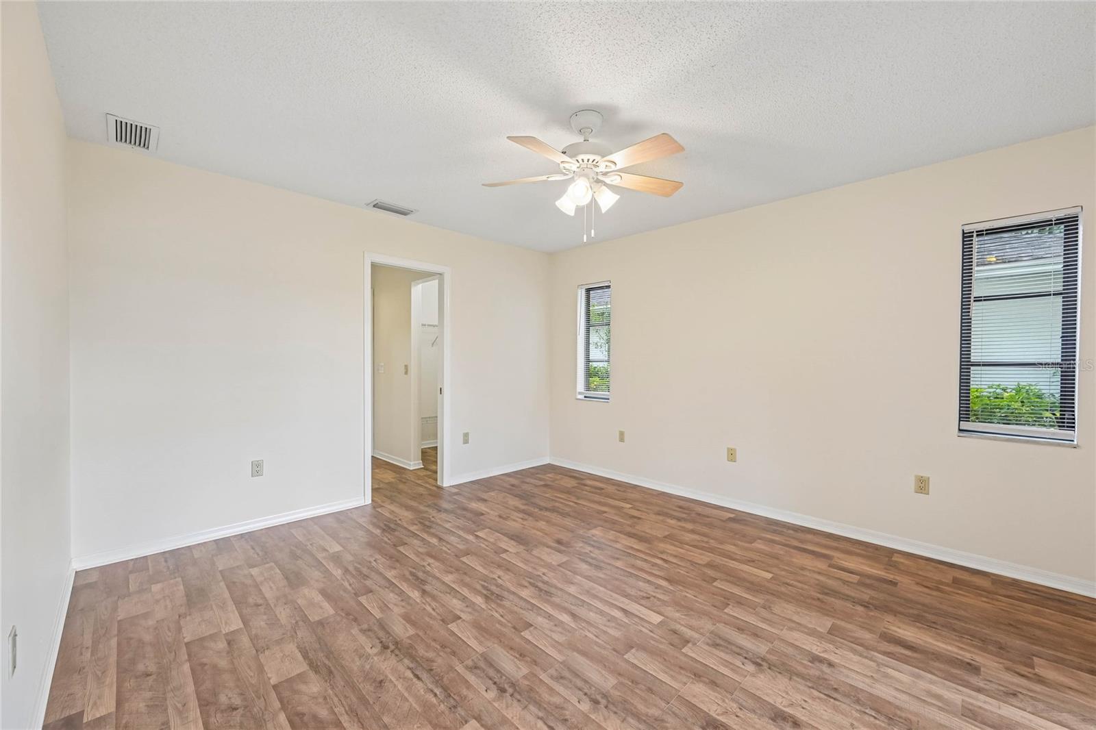 1441 STRADA D ORO — photo 26