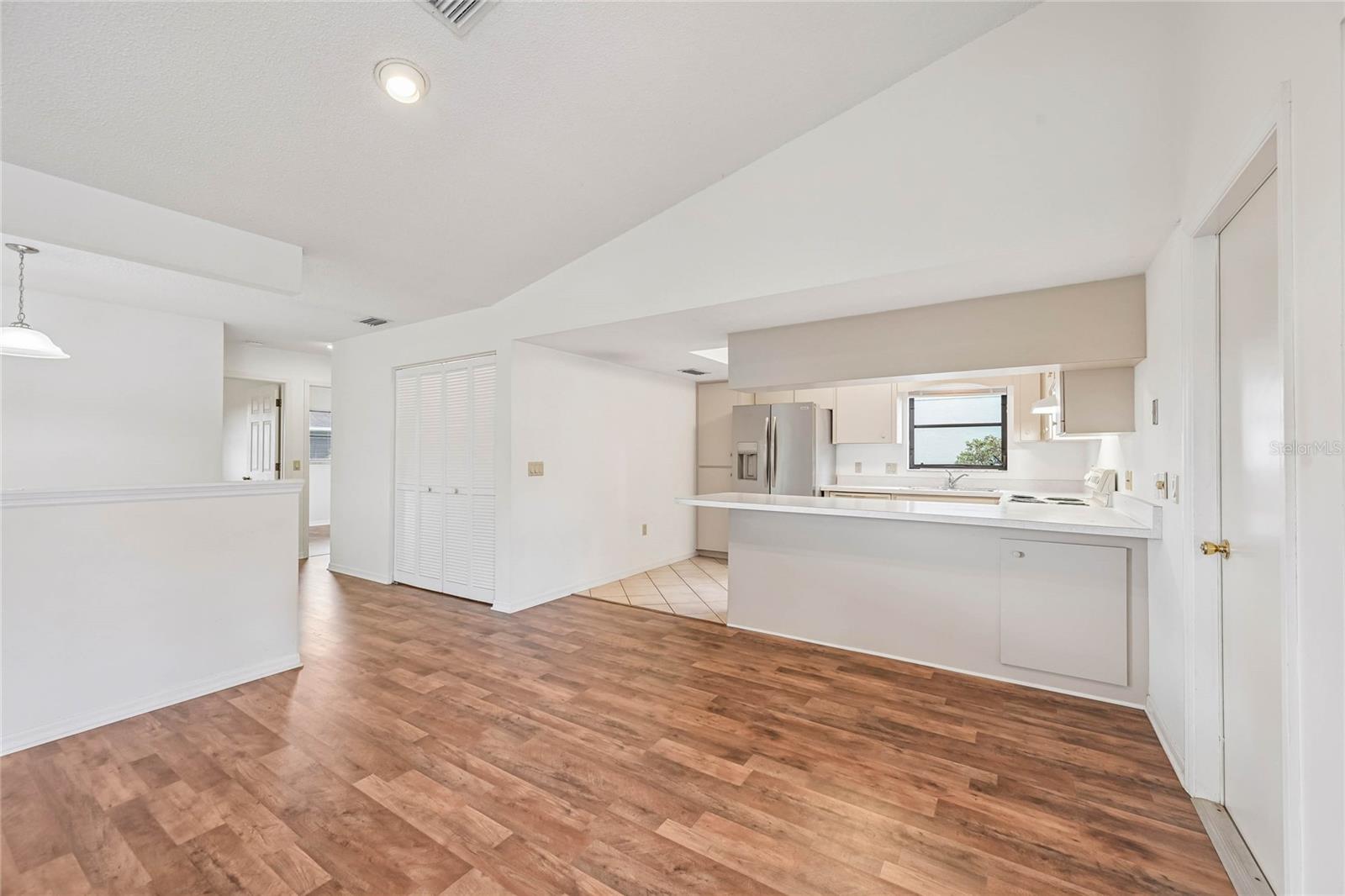 1441 STRADA D ORO — photo 11