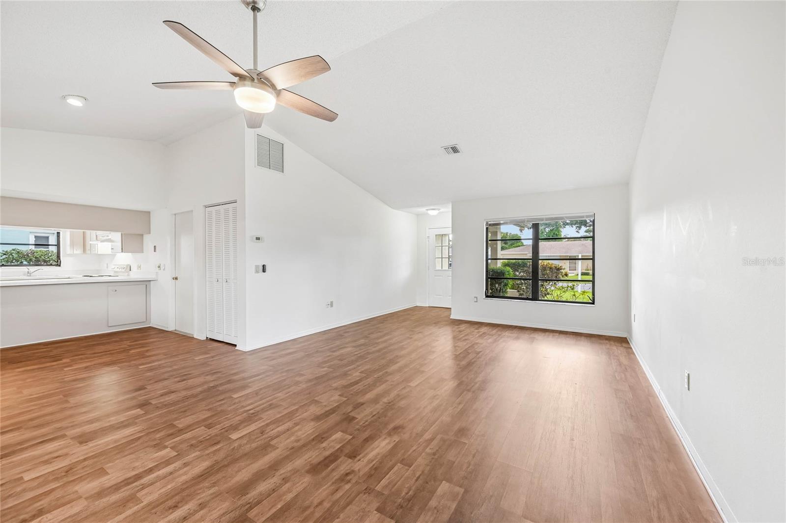 1441 STRADA D ORO — photo 7