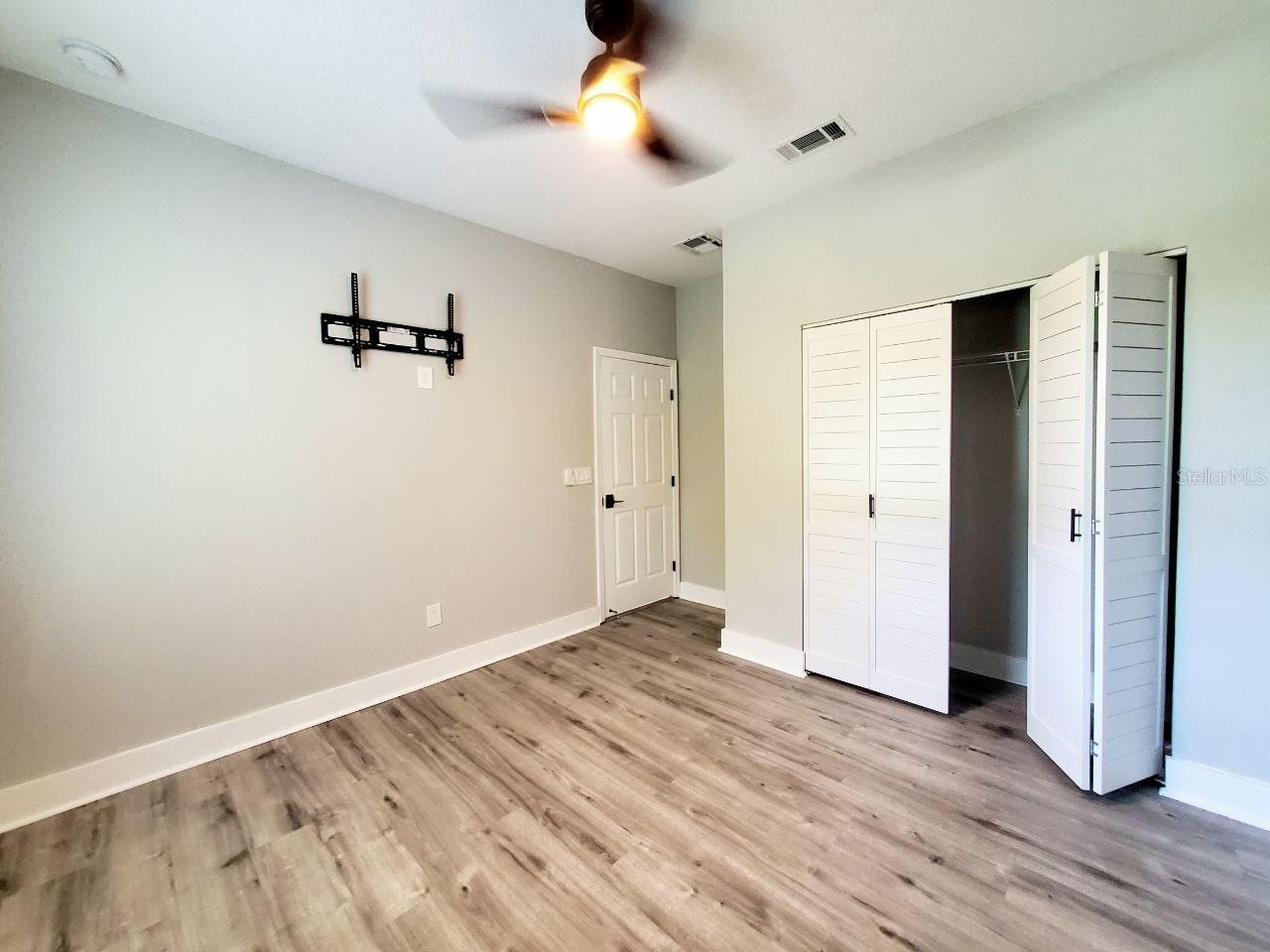 3420 TEMPLE ST #B — photo 15
