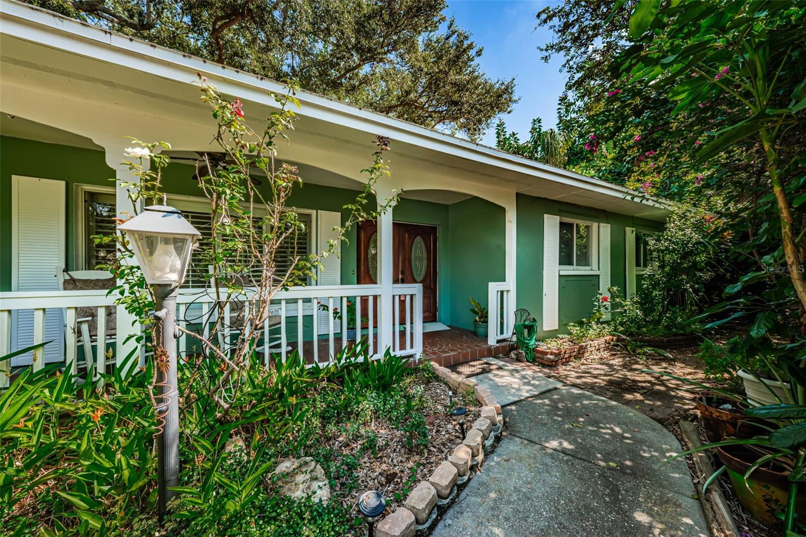 499 JEWEL CT — photo 2