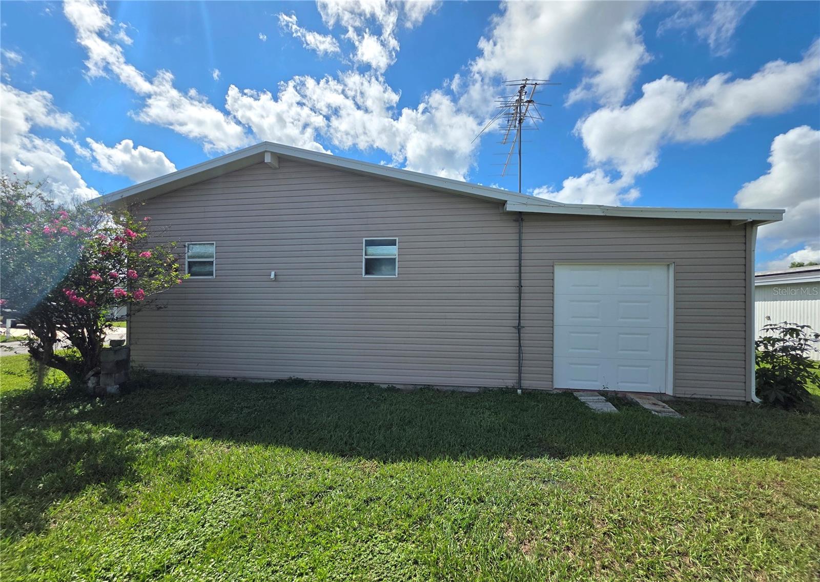 37321 EILEEN AVE — photo 38