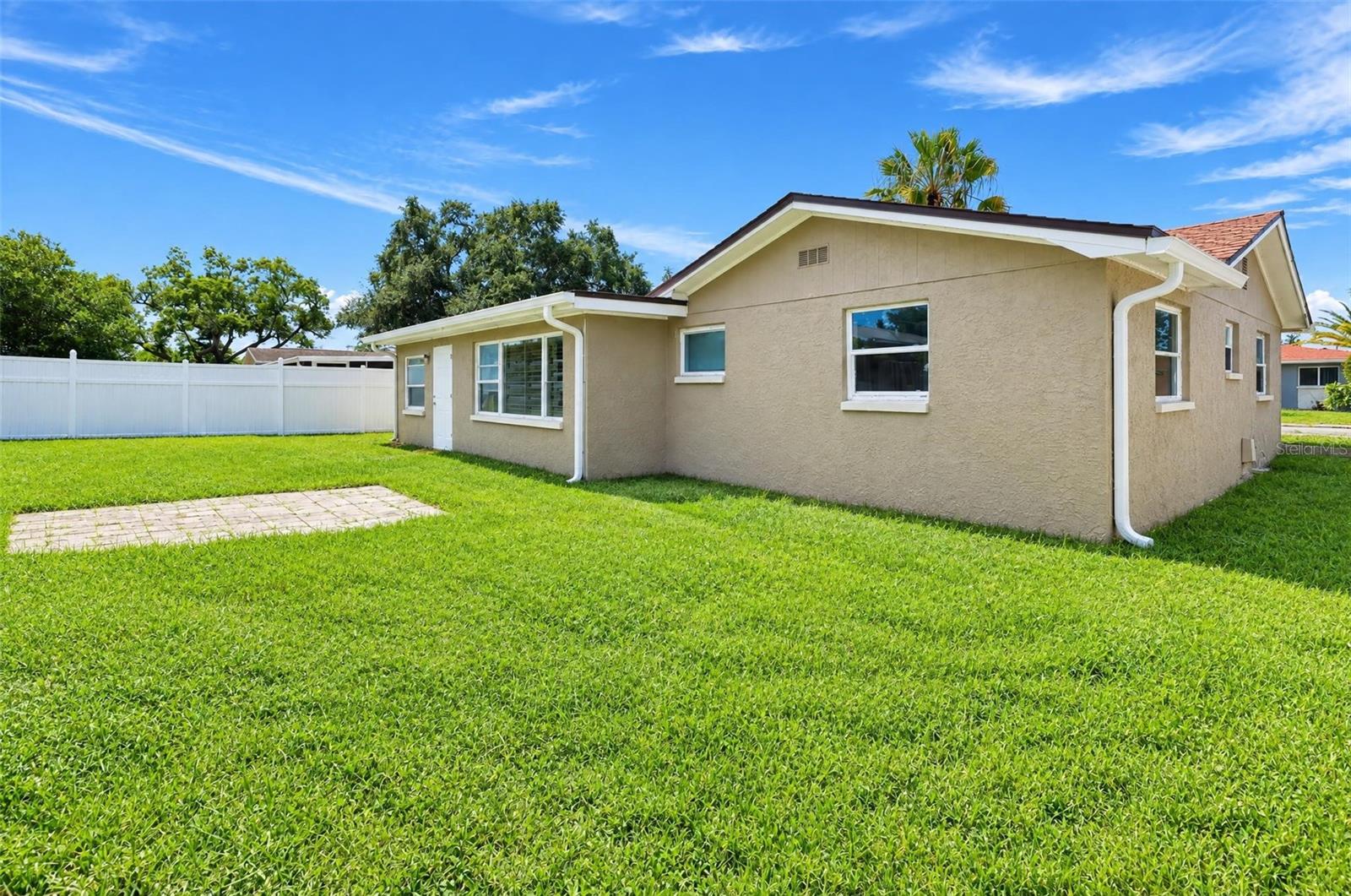 1300 MAYBURY DR — photo 18
