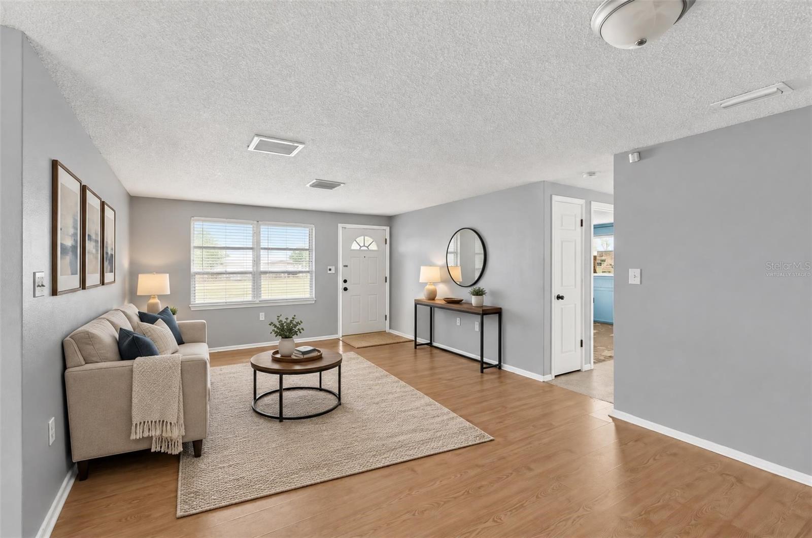 1300 MAYBURY DR — photo 2