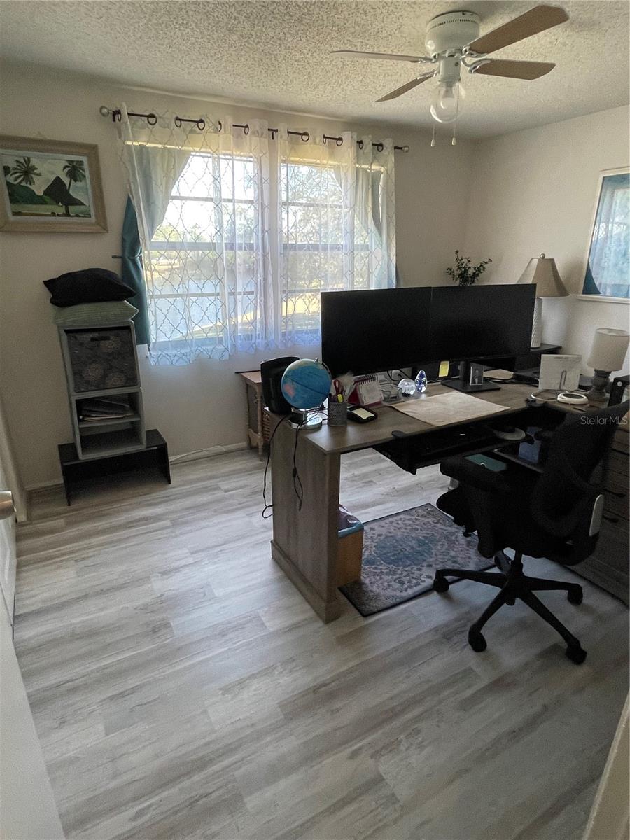 129 CAMPHOR CIR #C — photo 46