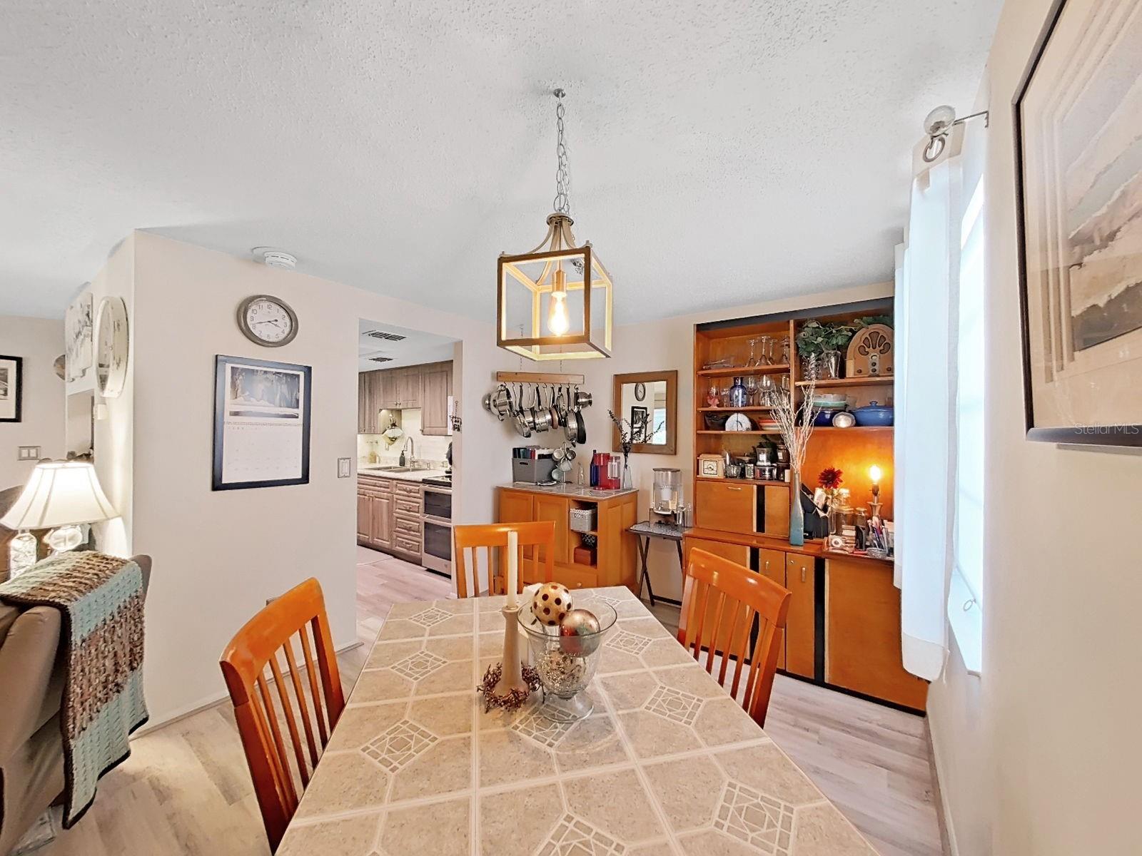 129 CAMPHOR CIR #C — photo 10