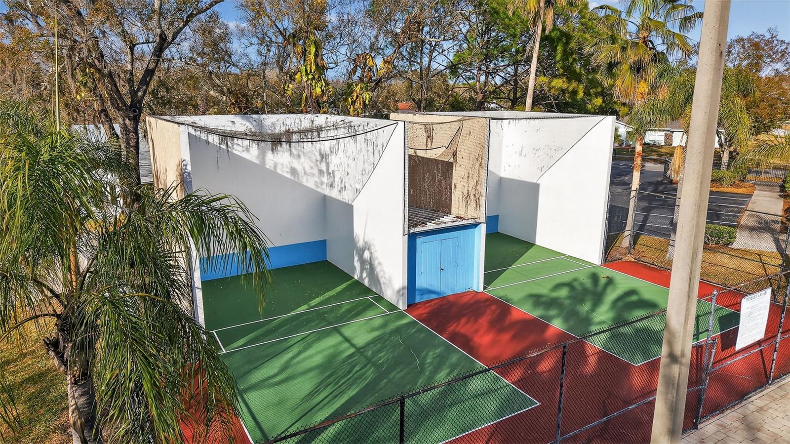 129 CAMPHOR CIR #C — photo 57