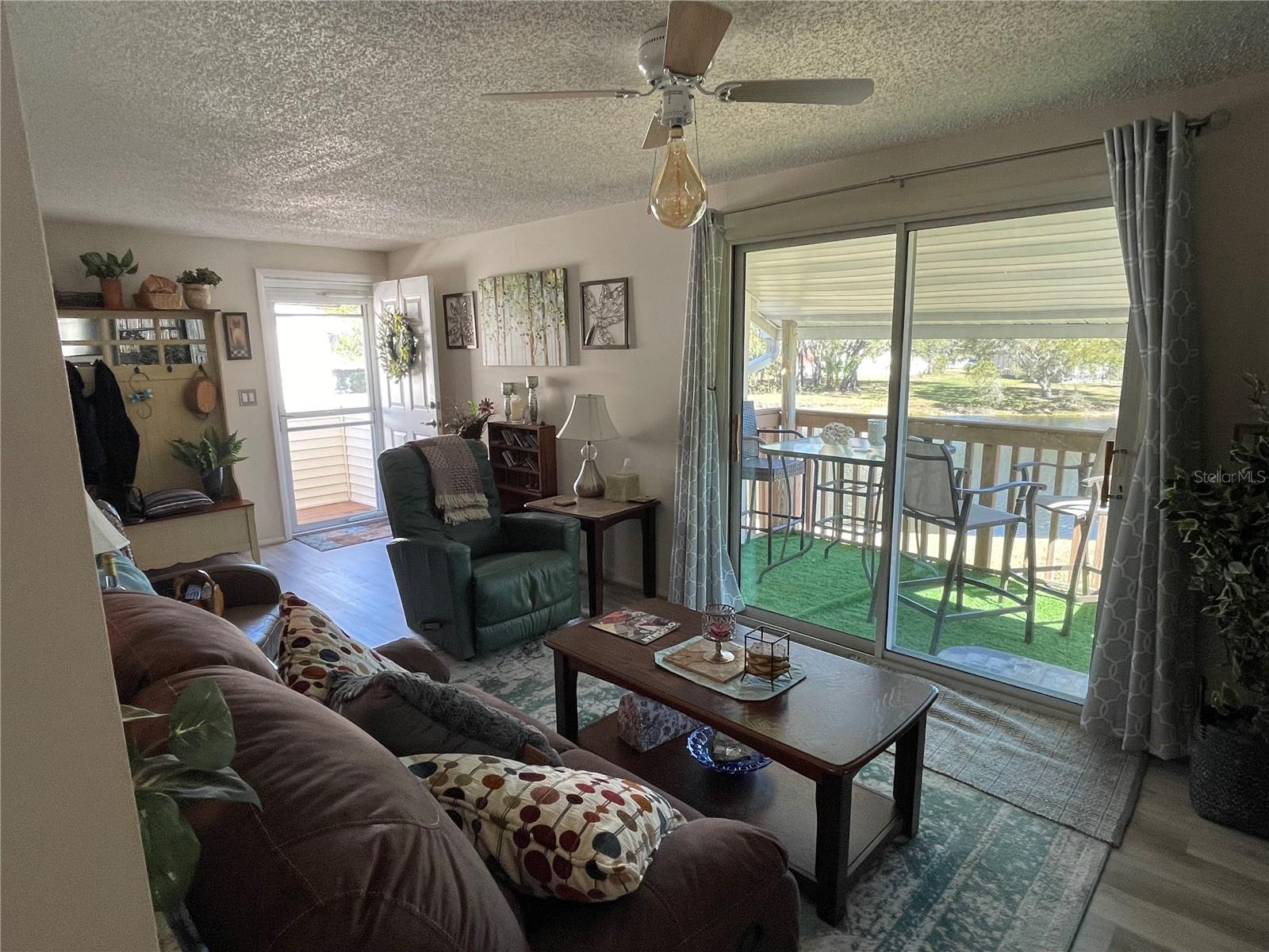129 CAMPHOR CIR #C — photo 32