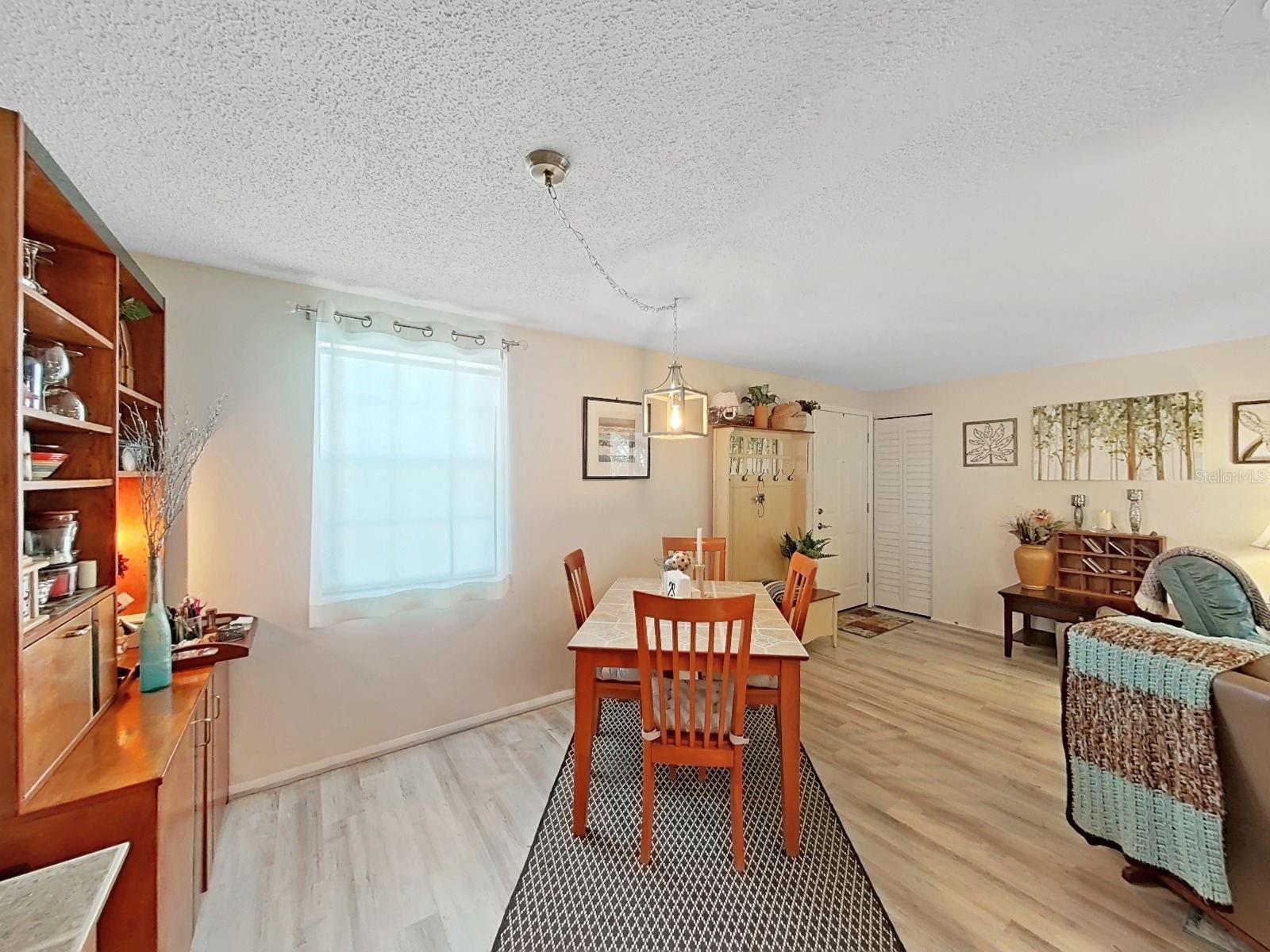 129 CAMPHOR CIR #C — photo 11