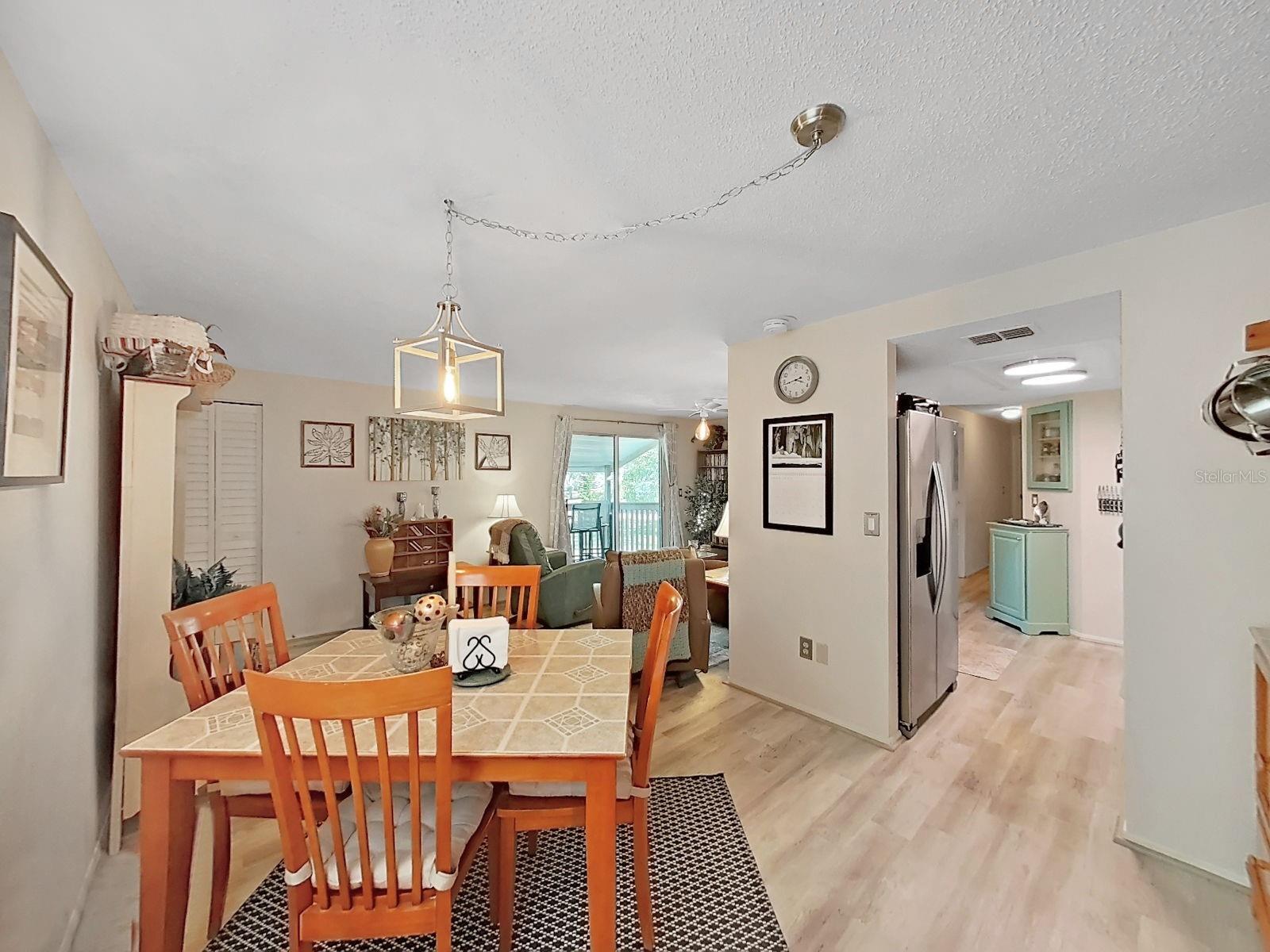 129 CAMPHOR CIR #C — photo 12