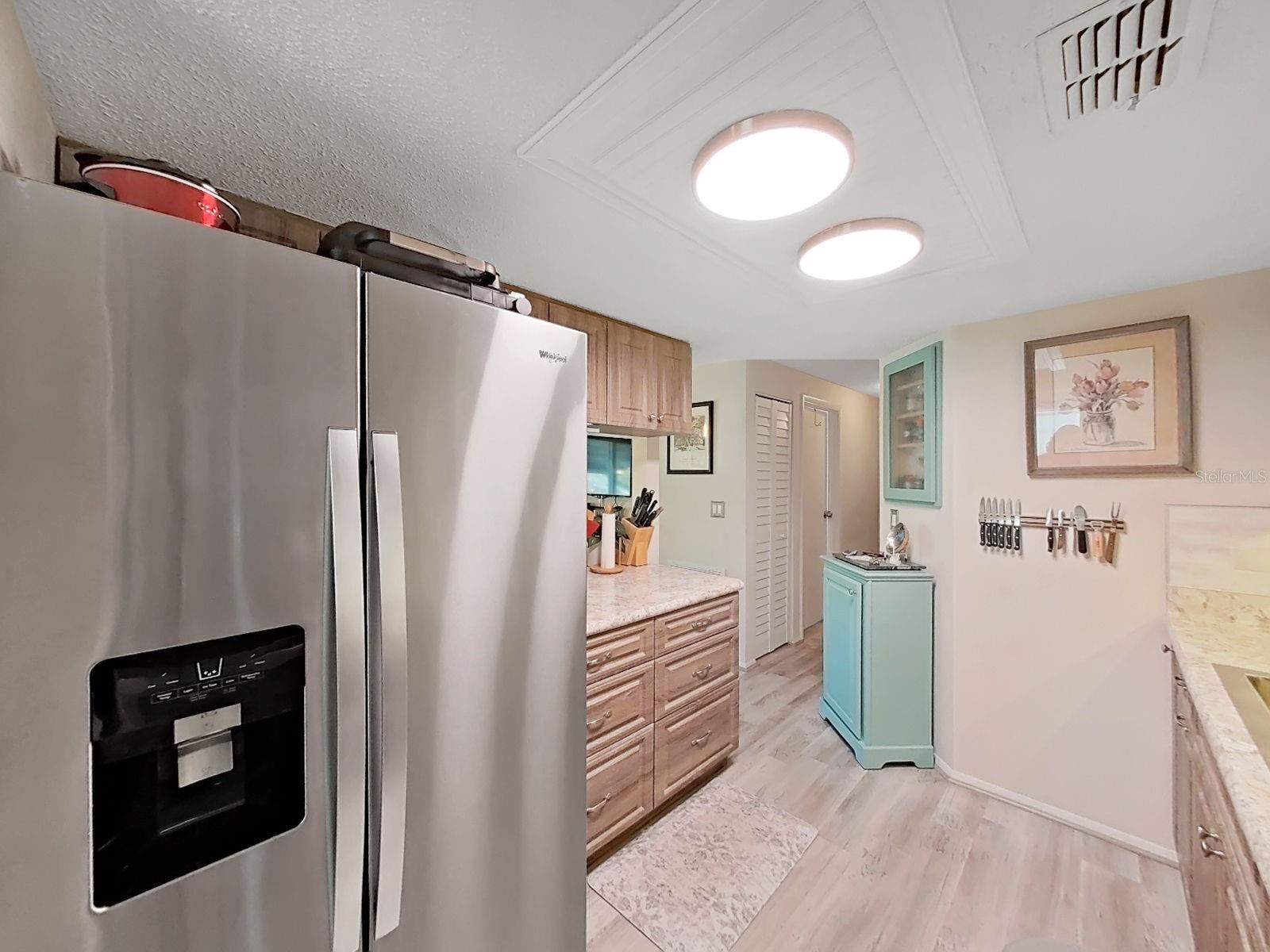 129 CAMPHOR CIR #C — photo 15