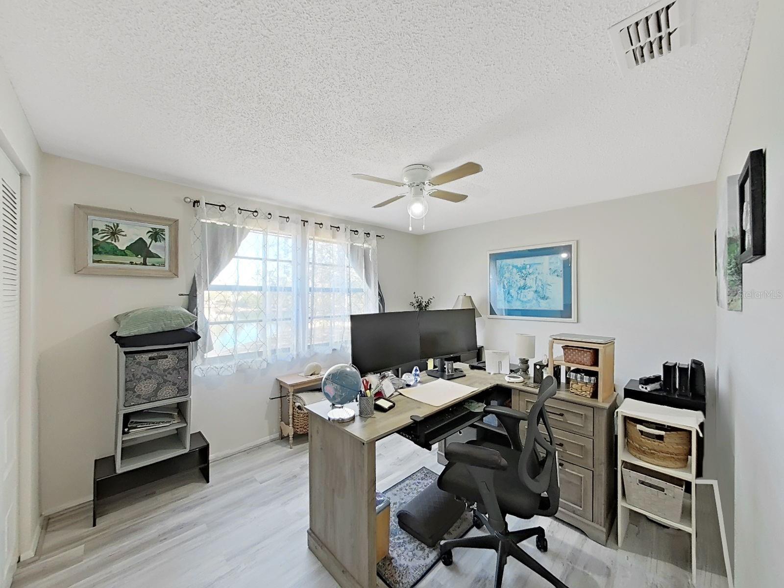 129 CAMPHOR CIR #C — photo 24
