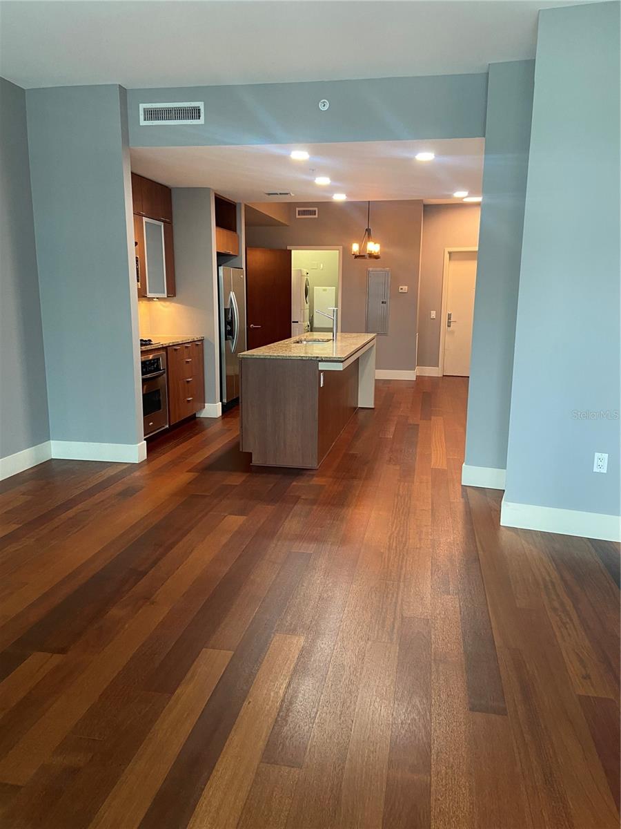111 N 12TH ST #1621 — photo 2
