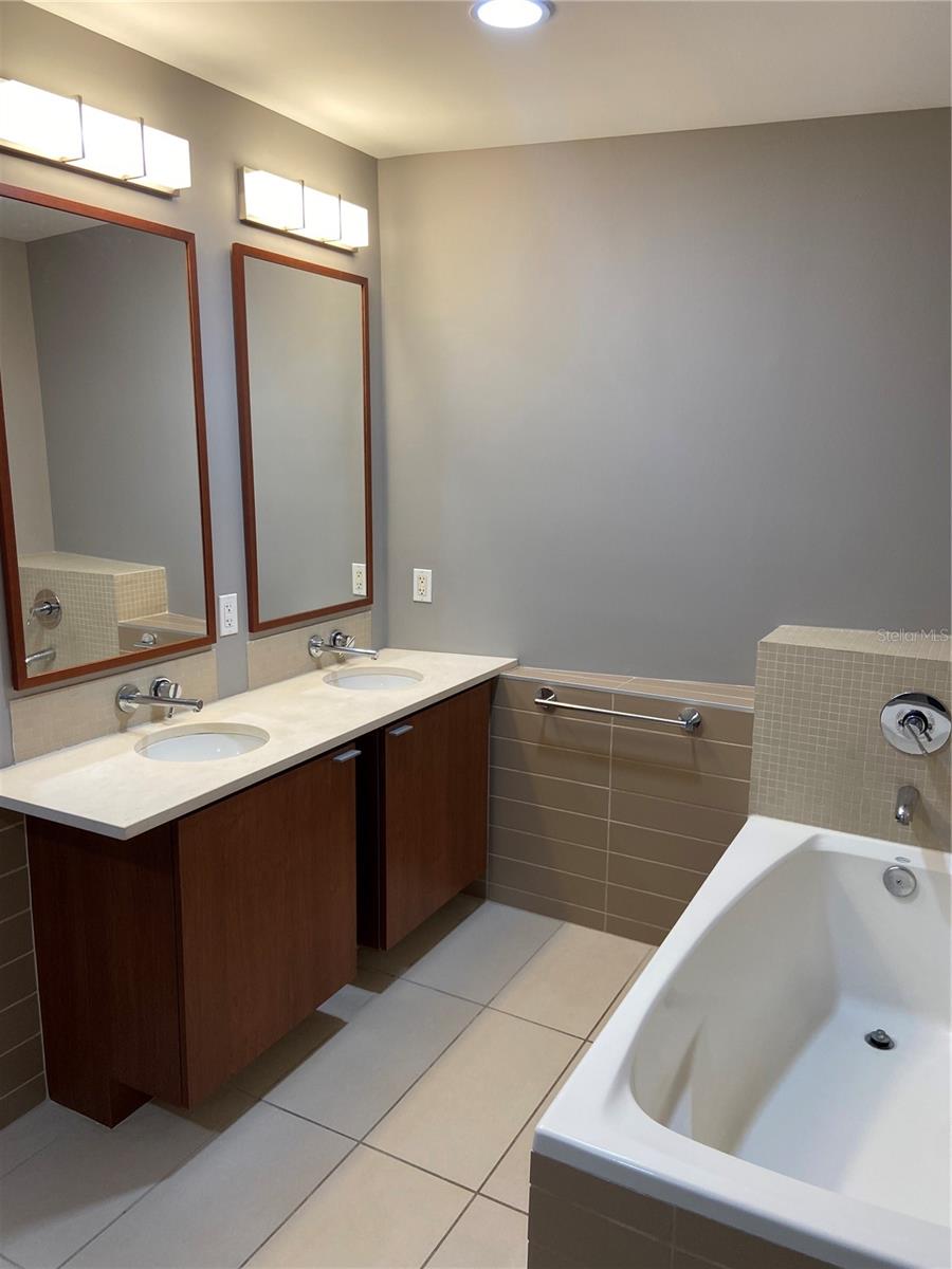 111 N 12TH ST #1621 — photo 7