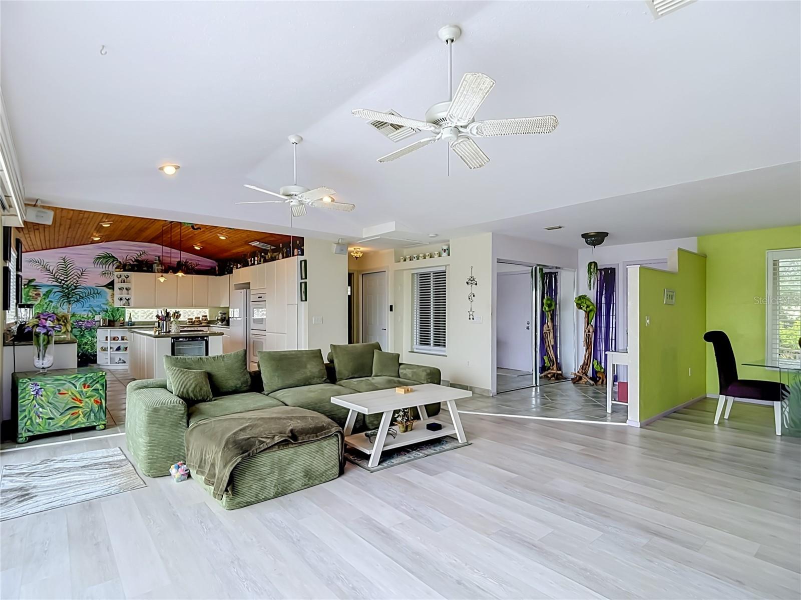 5031 ENSIGN LOOP — photo 9
