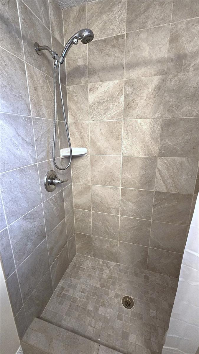 38350 CENTENNIAL RD — photo 47