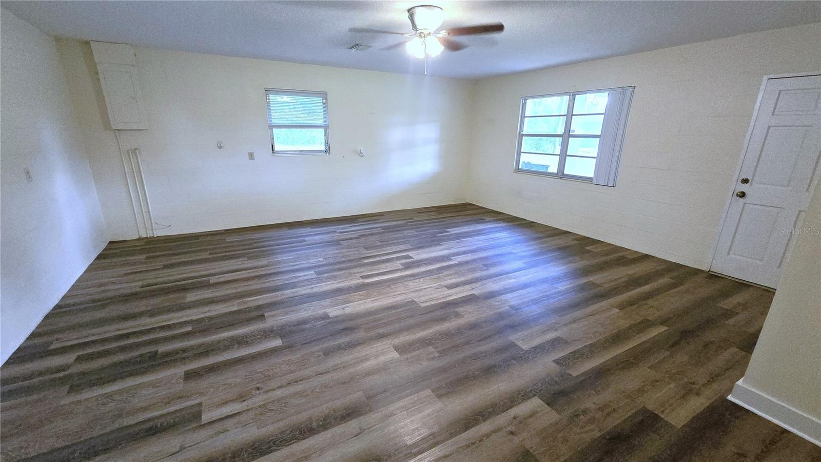 38350 CENTENNIAL RD — photo 52