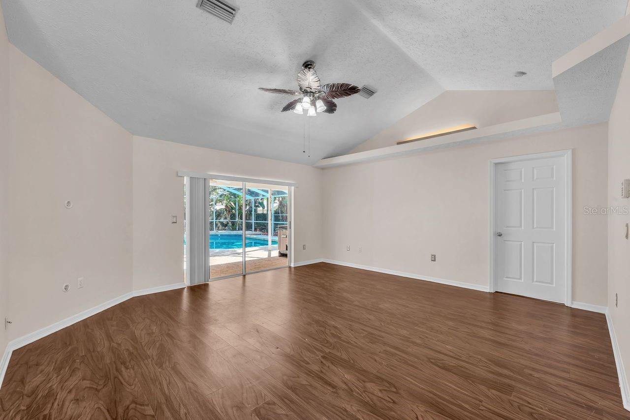 4008 EAGLES NEST DR — photo 6