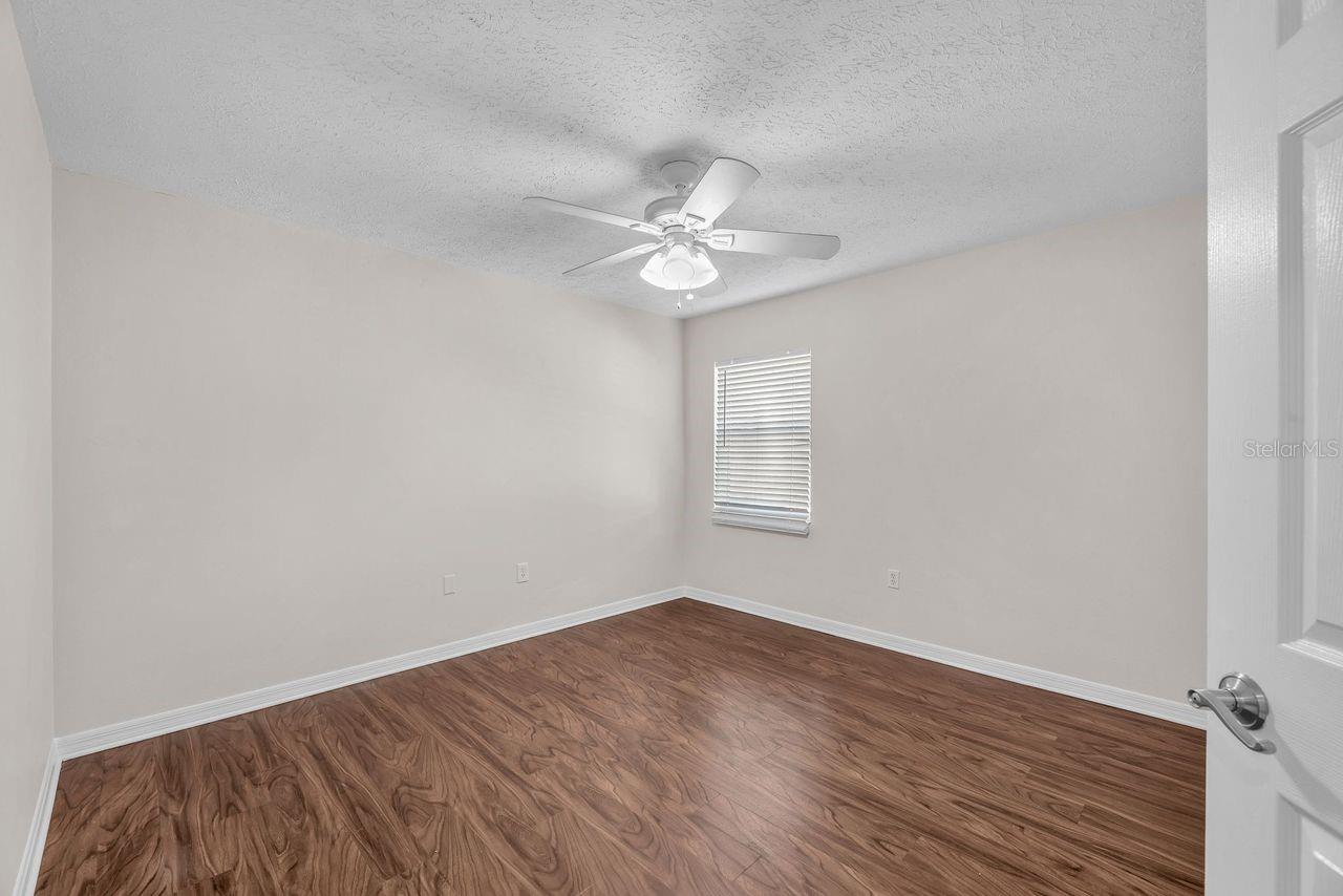 4008 EAGLES NEST DR — photo 30