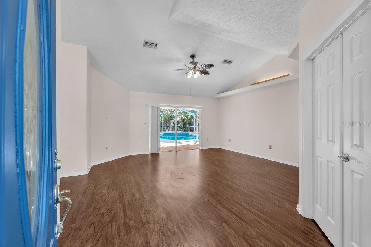 4008 EAGLES NEST DR — photo 5