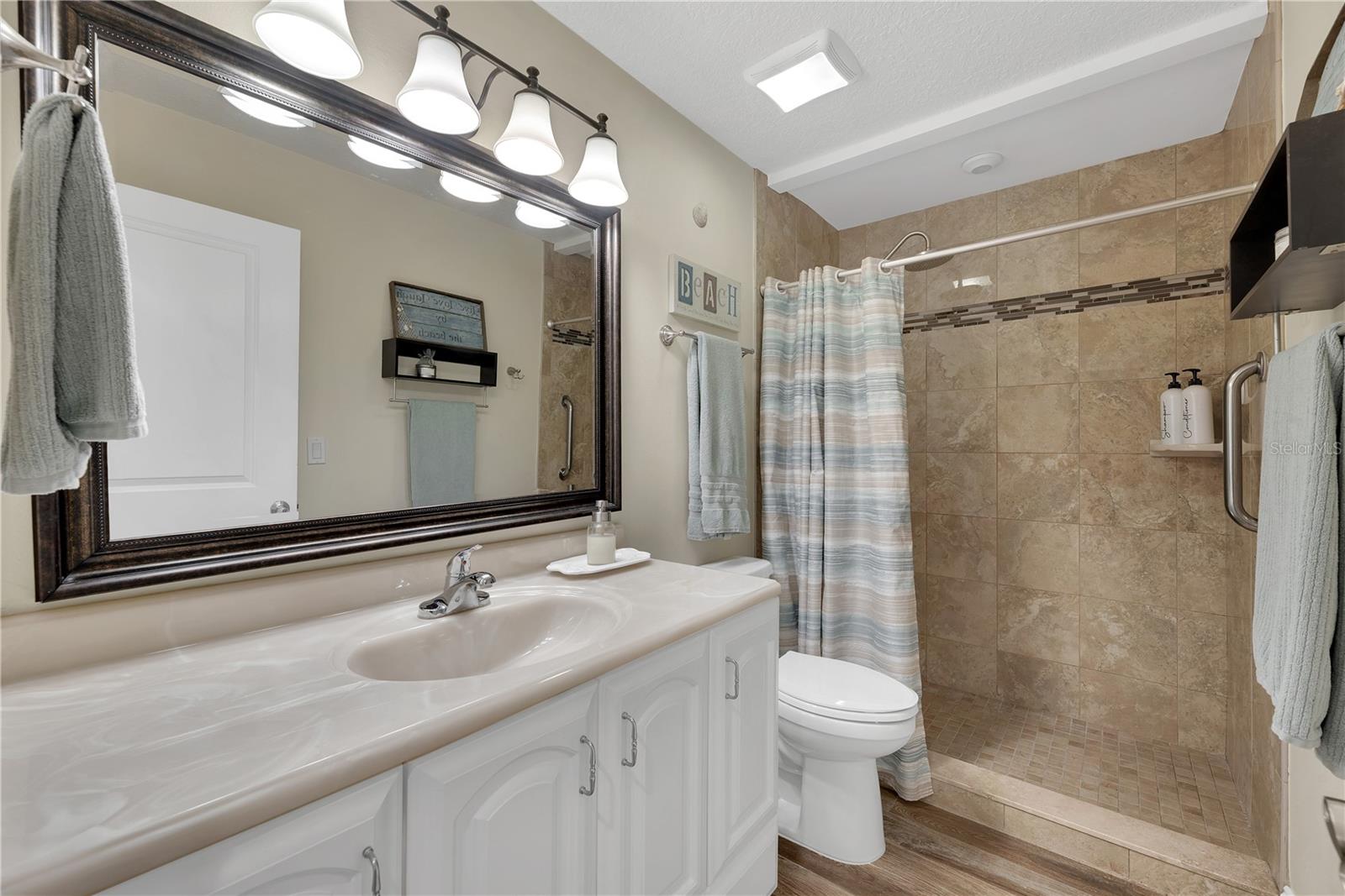 743 KINGSTON CT — photo 28
