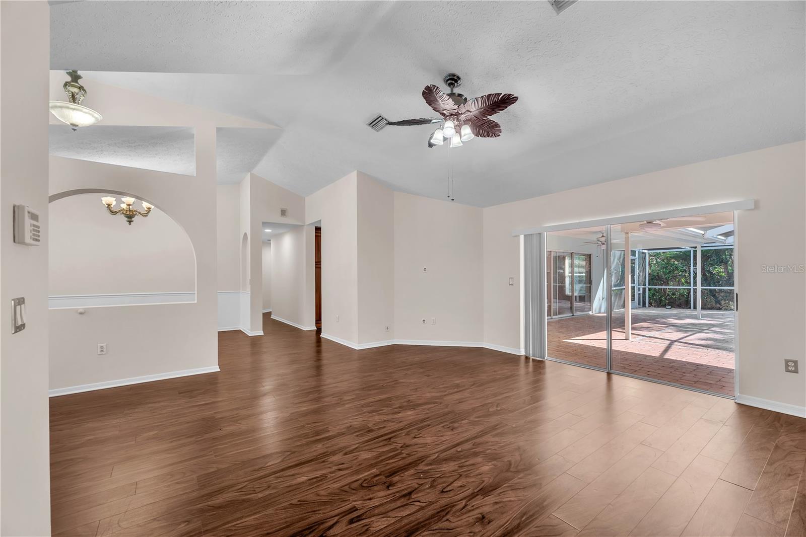 4008 EAGLES NEST DR — photo 13