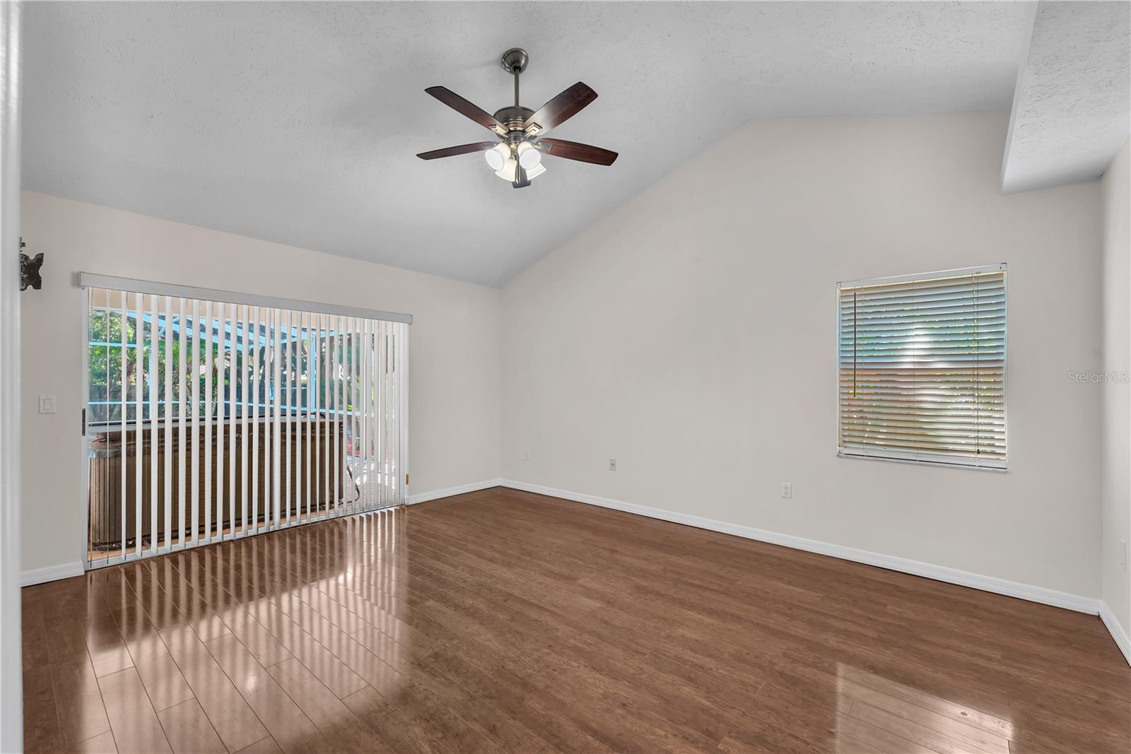 4008 EAGLES NEST DR — photo 24