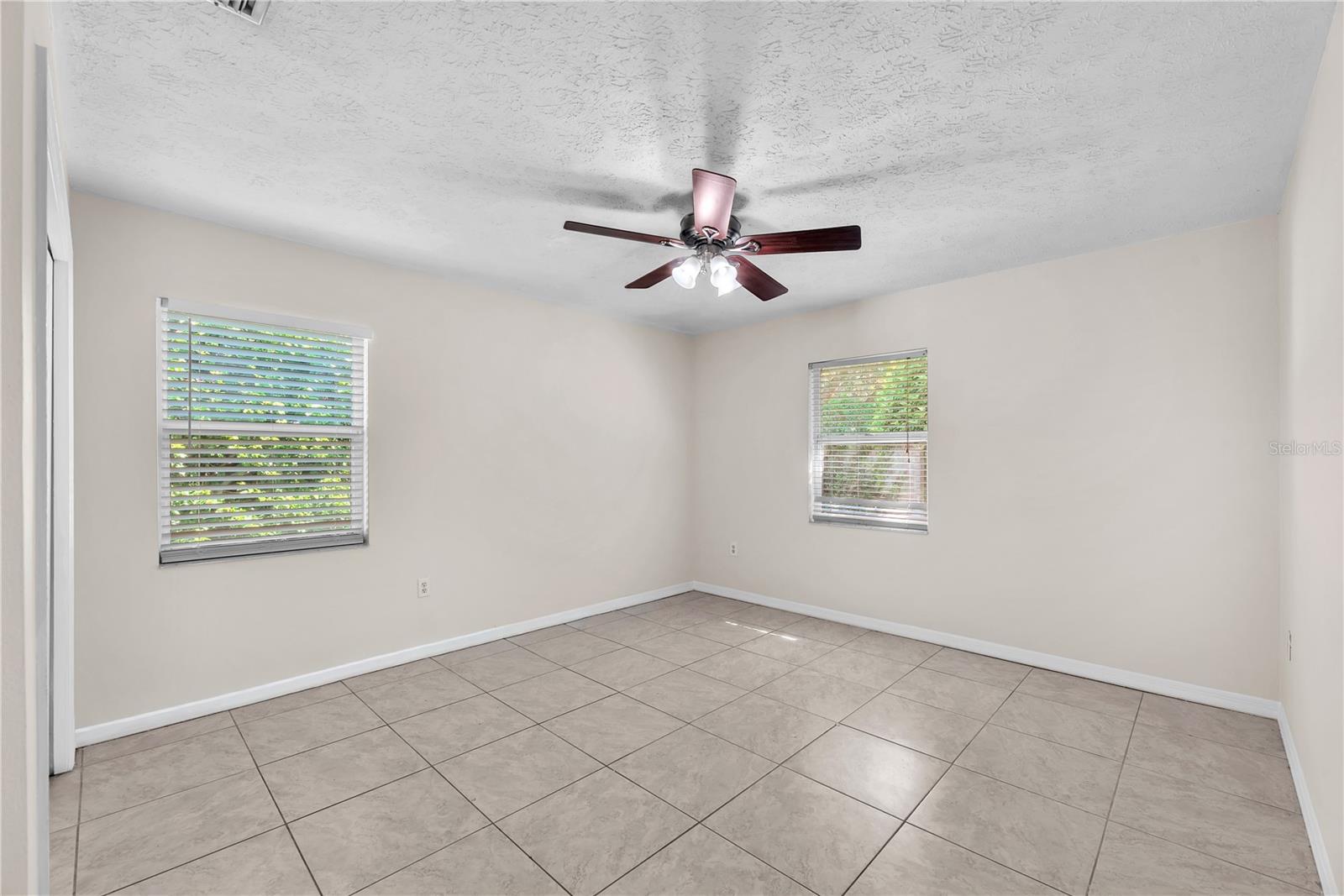 4008 EAGLES NEST DR — photo 29