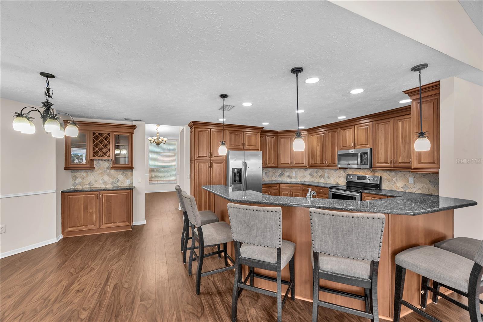 4008 EAGLES NEST DR — photo 17