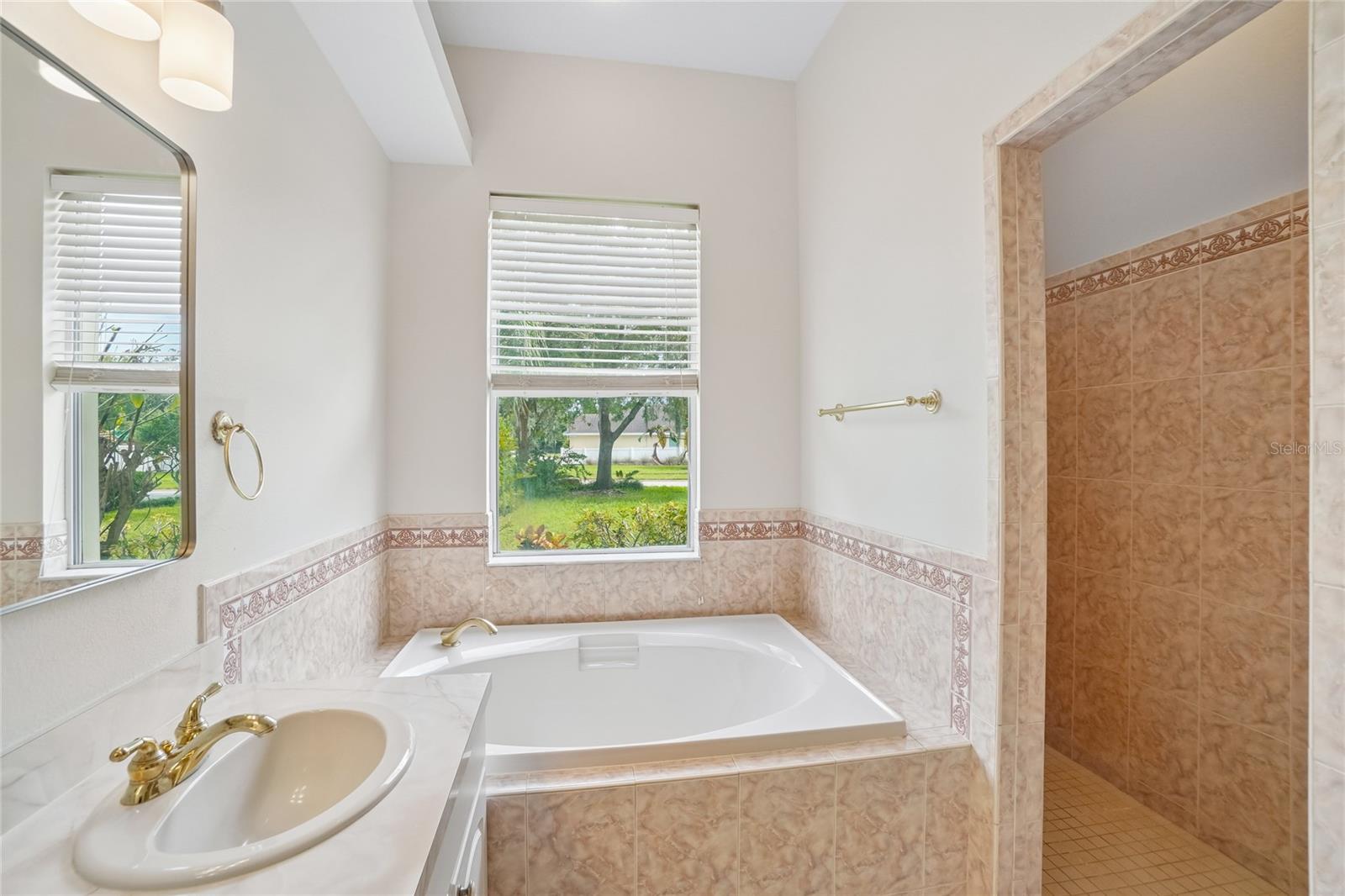 17718 CRYSTAL COVE PL — photo 32