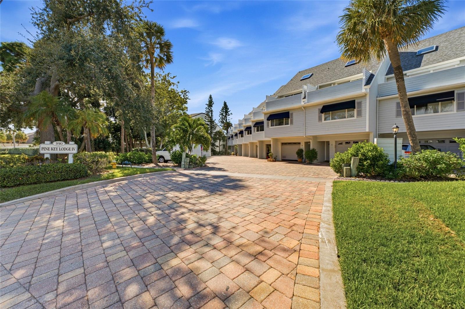 390 PINELLAS BAYWAY S #F — photo 6