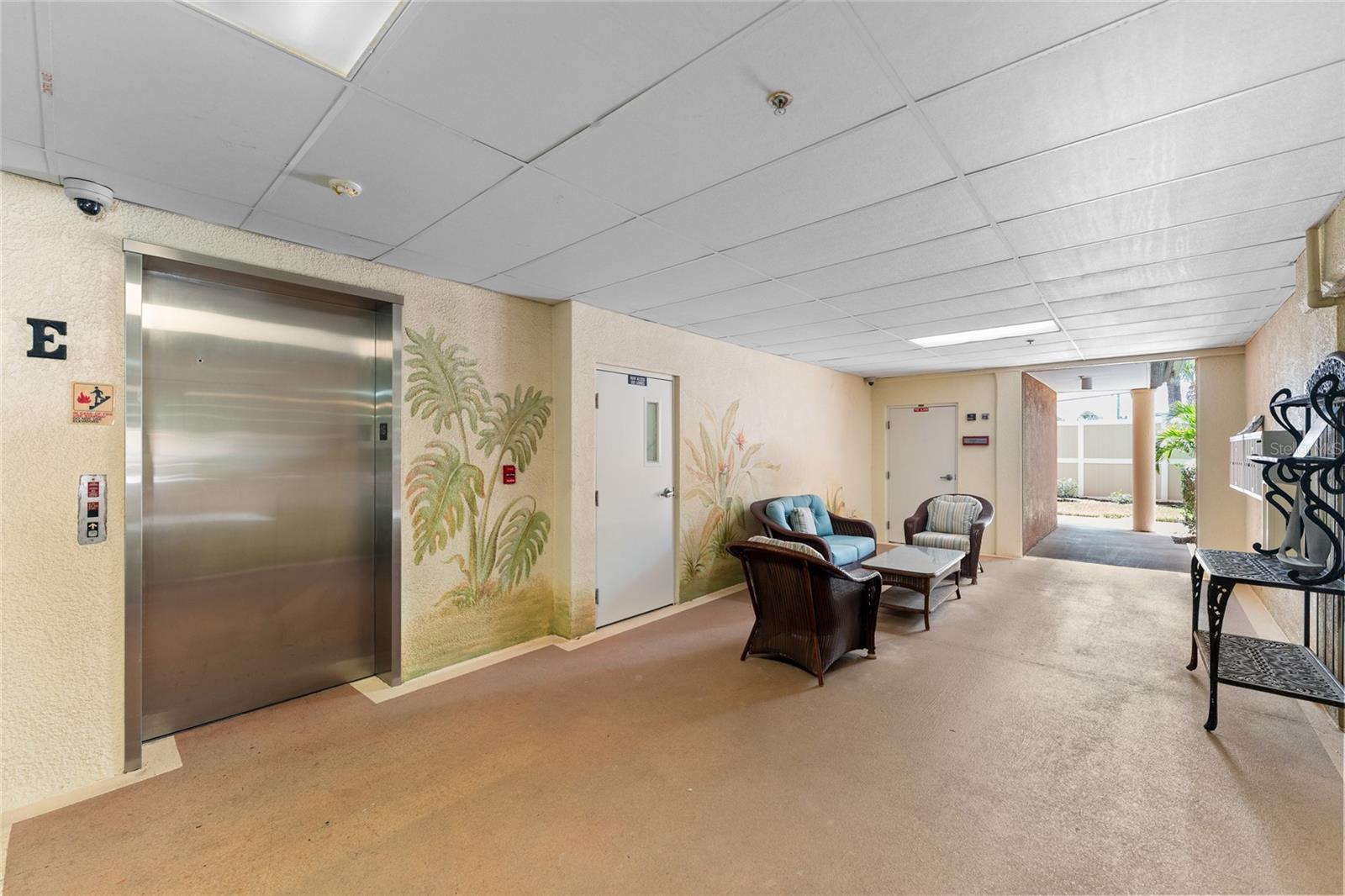 5301 GULF BLVD. BLVD #E406 — photo 12