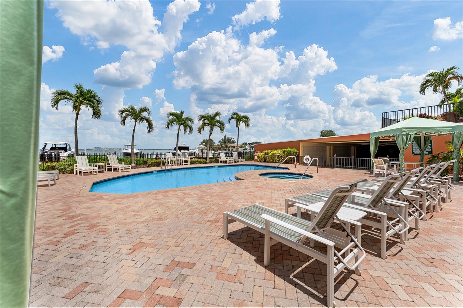 5301 GULF BLVD. BLVD #E406 — photo 7