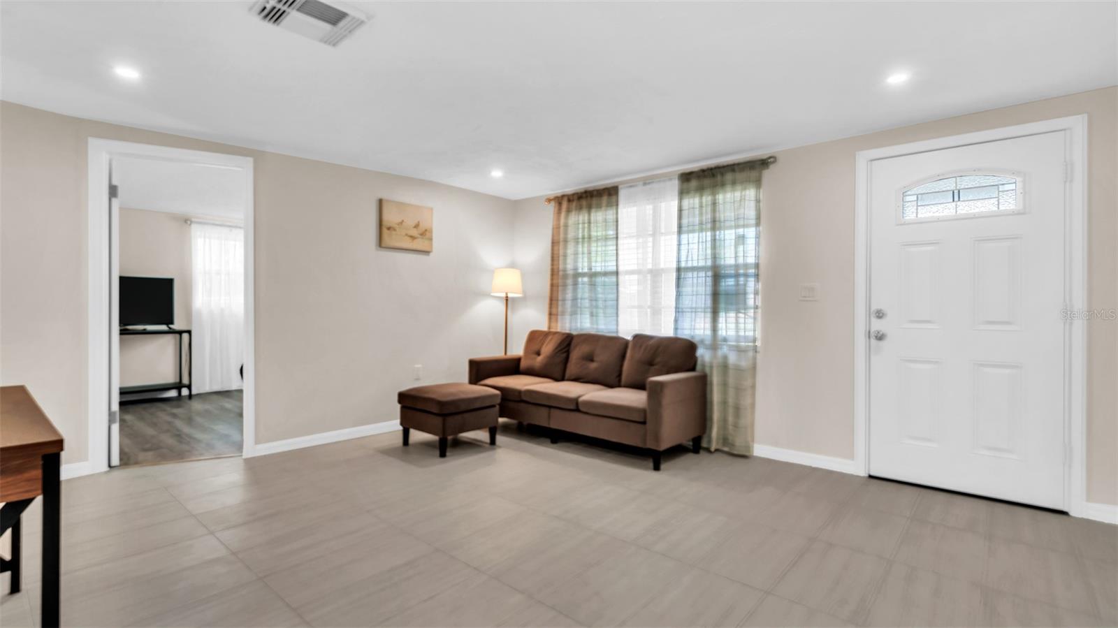 14832 ATLANTIC AVE — photo 7