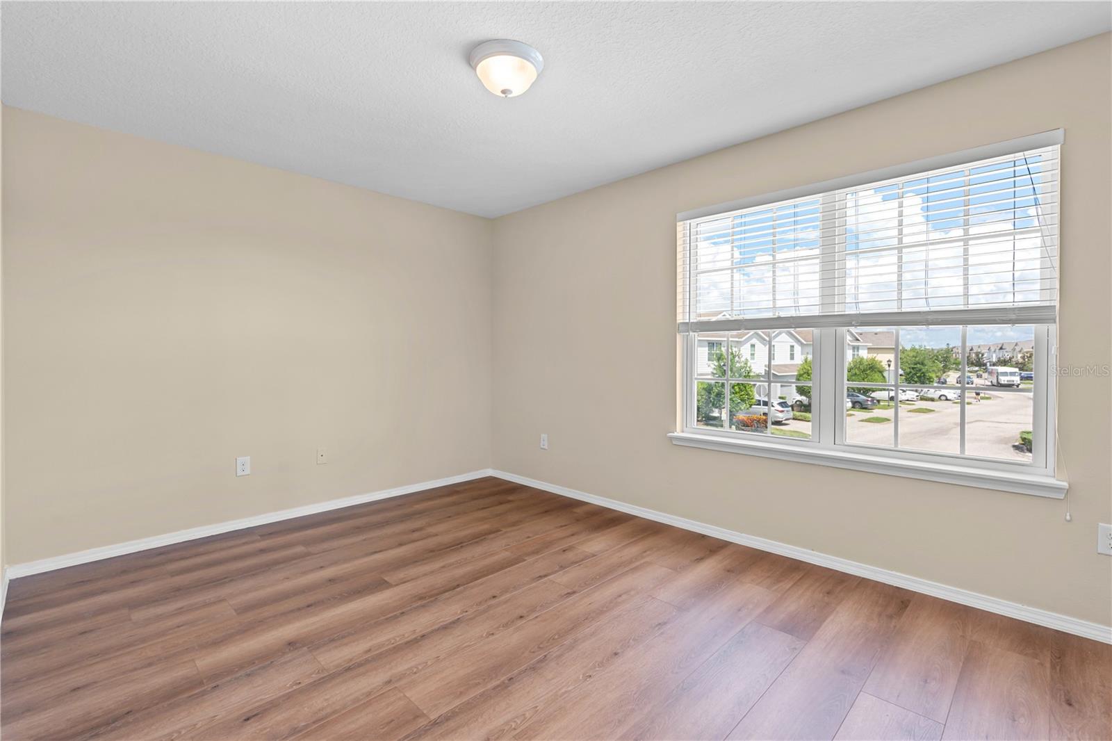 8961 TURNSTONE HAVEN PL — photo 35