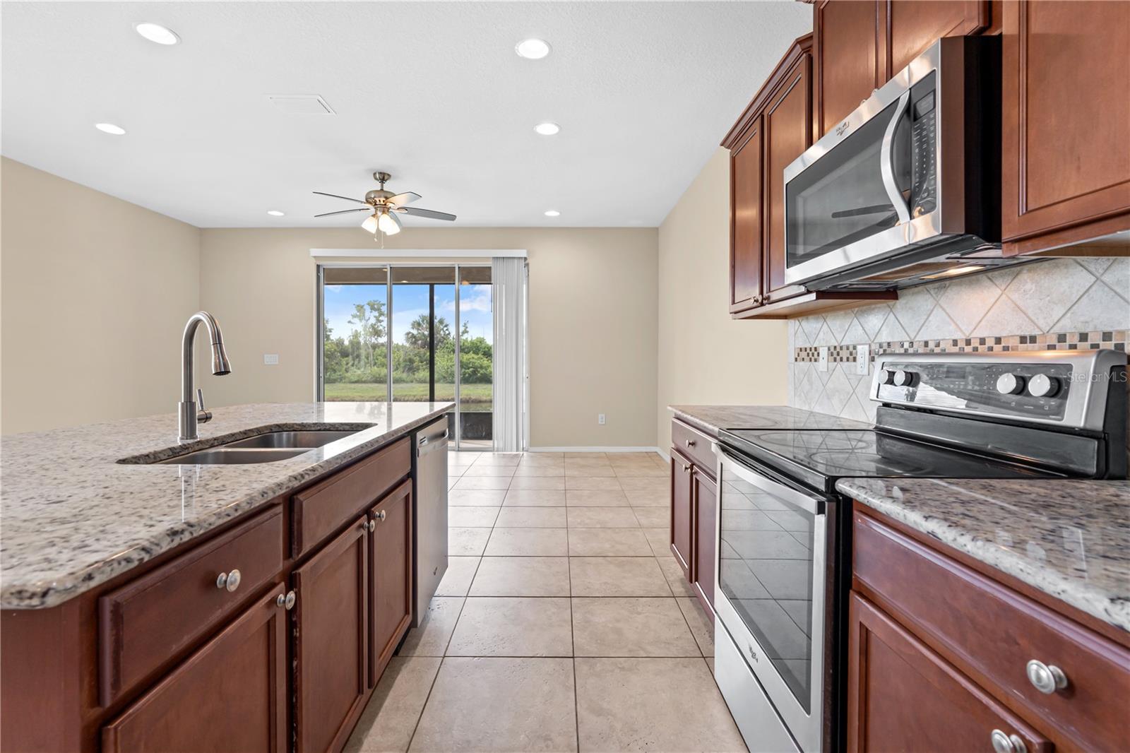 8961 TURNSTONE HAVEN PL — photo 24