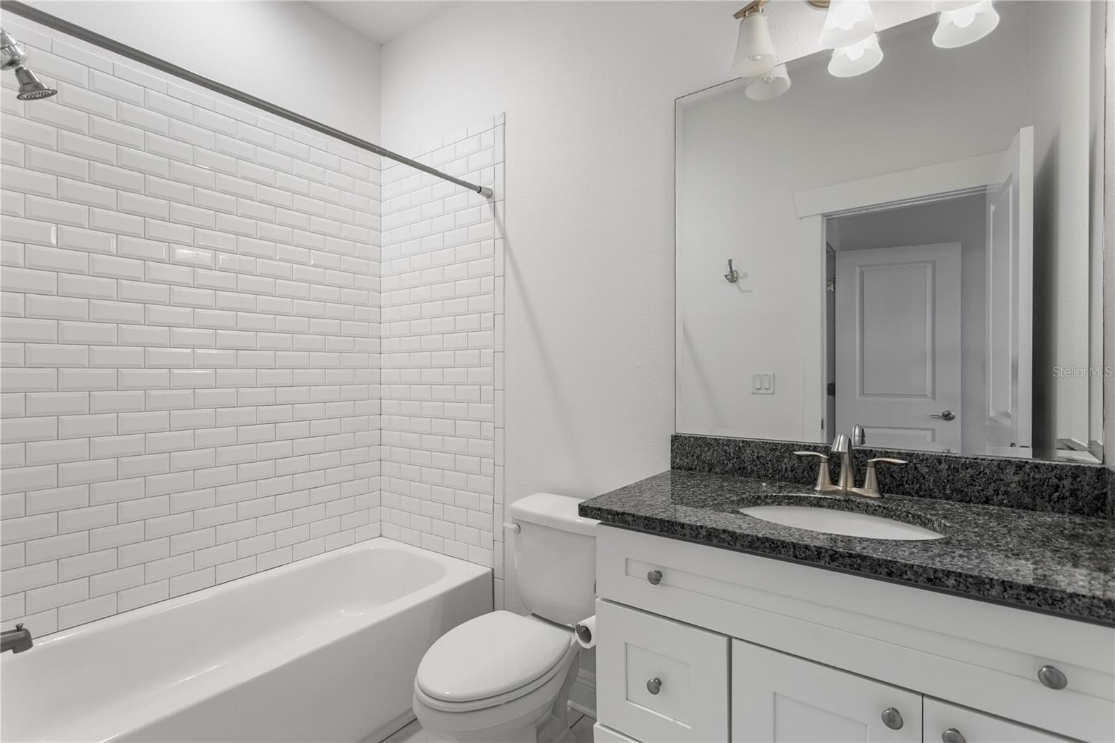 3423 W SAN PEDRO ST — photo 37