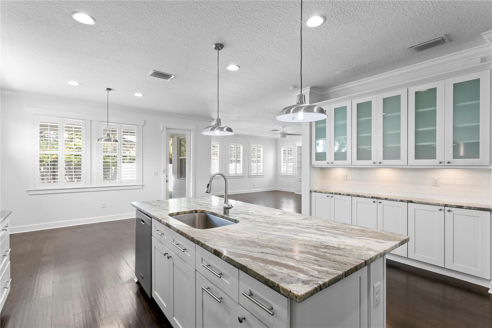3423 W SAN PEDRO ST — photo 11