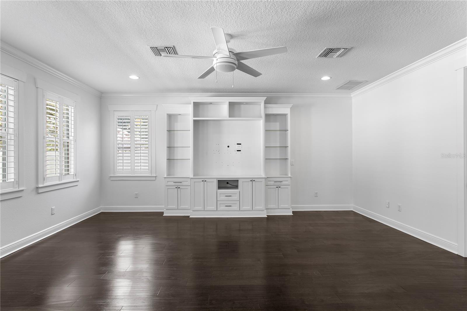 3423 W SAN PEDRO ST — photo 9