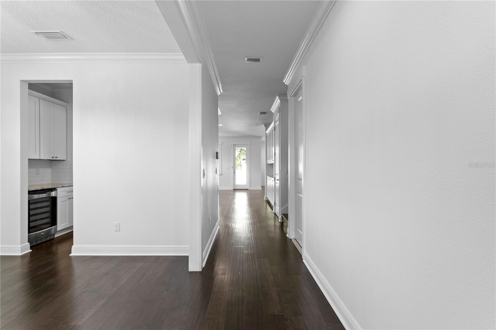 3423 W SAN PEDRO ST — photo 2