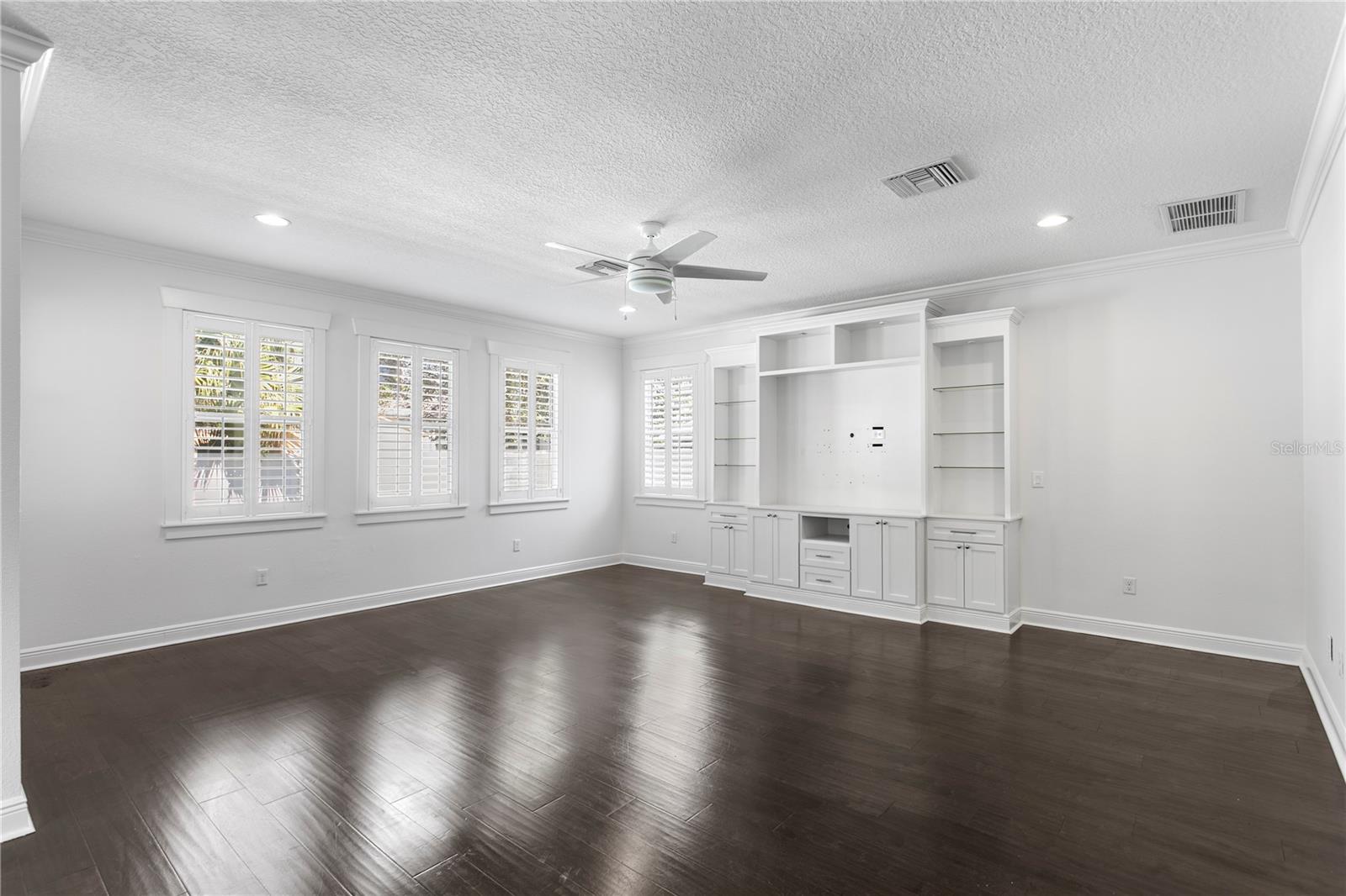 3423 W SAN PEDRO ST — photo 8