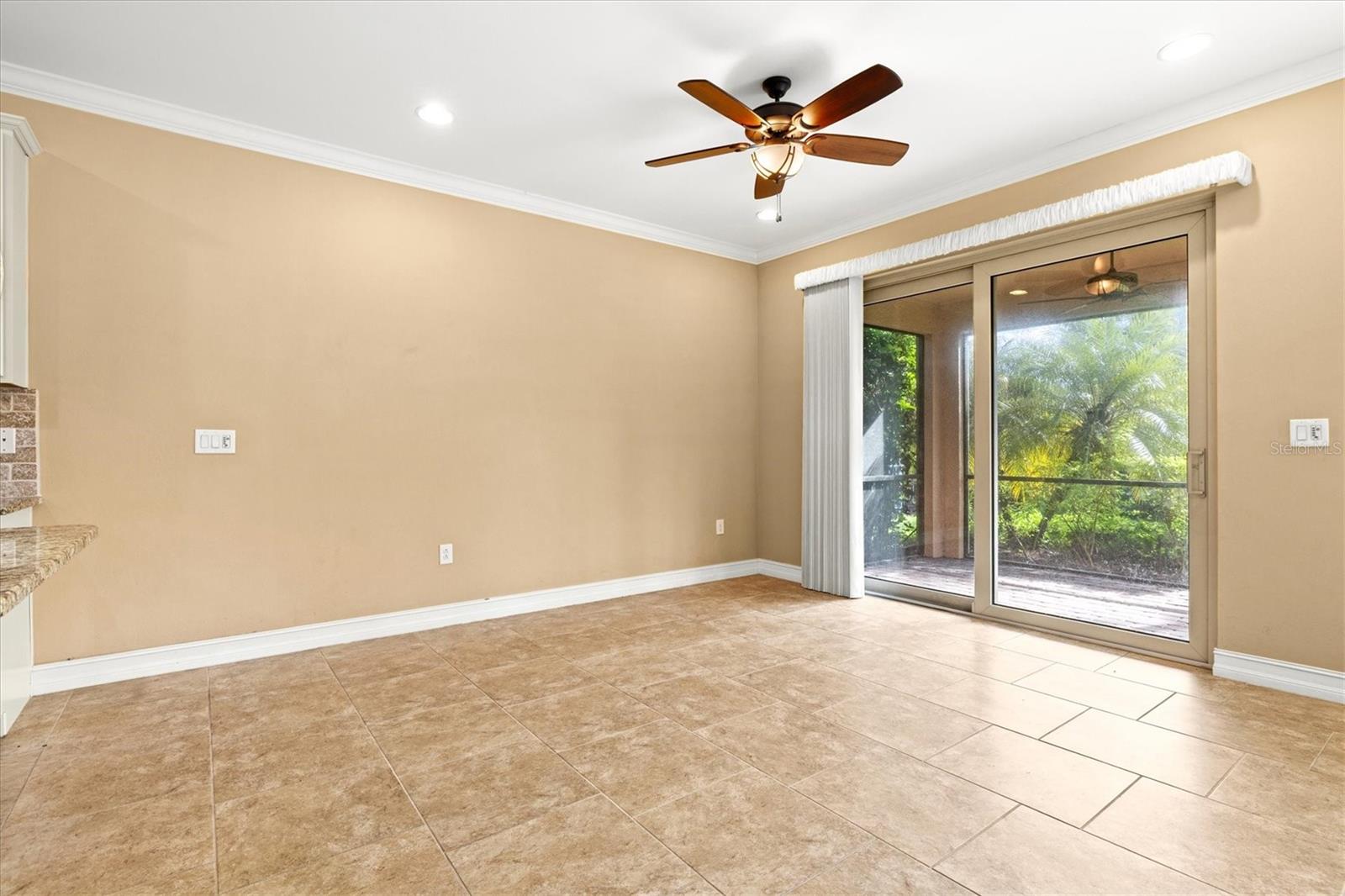 112 VENTOSA PL — photo 19