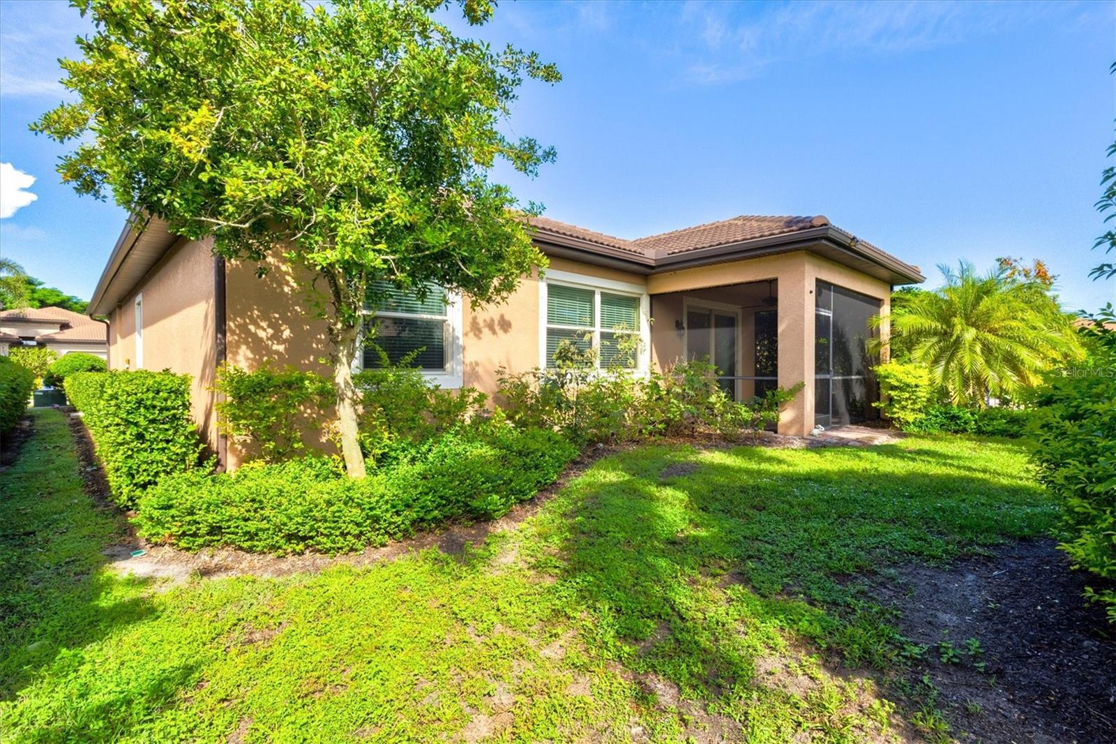 112 VENTOSA PL — photo 40