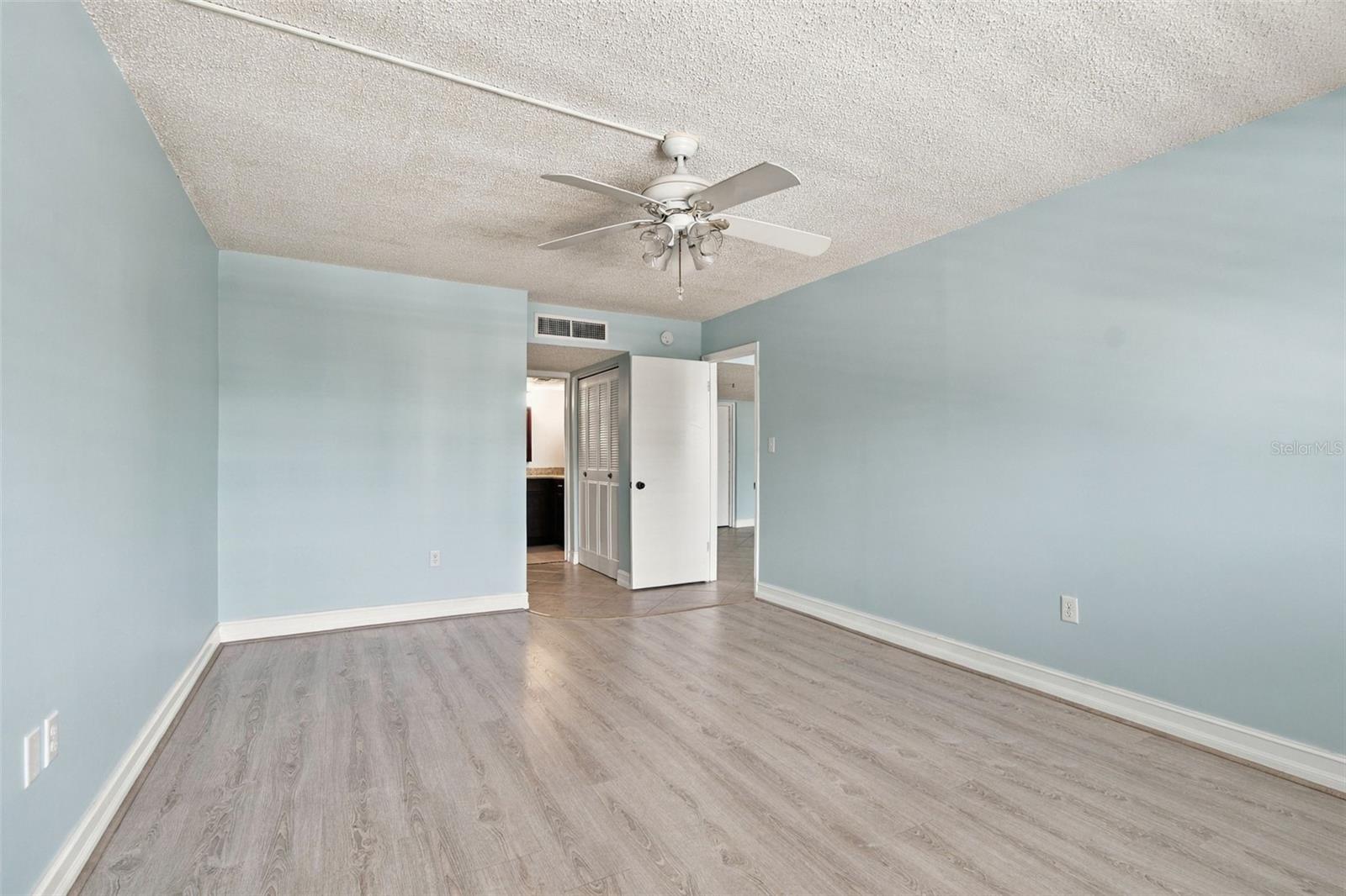 9 FORBES PL #412 — photo 20