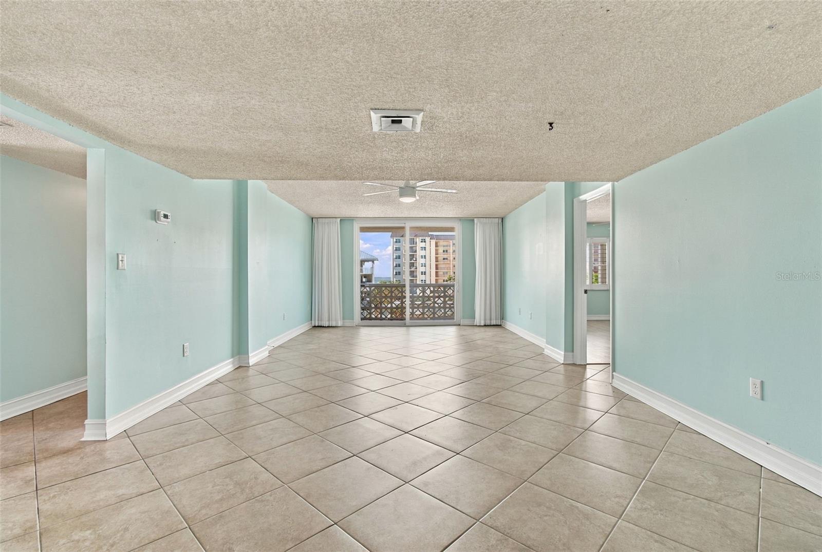 9 FORBES PL #412 — photo 3