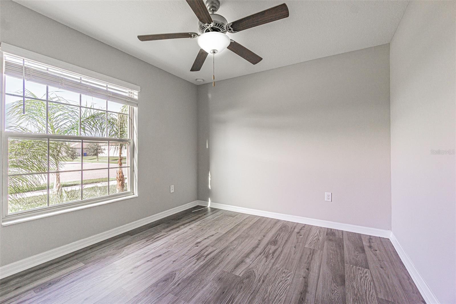 16680 DELIA ST — photo 33