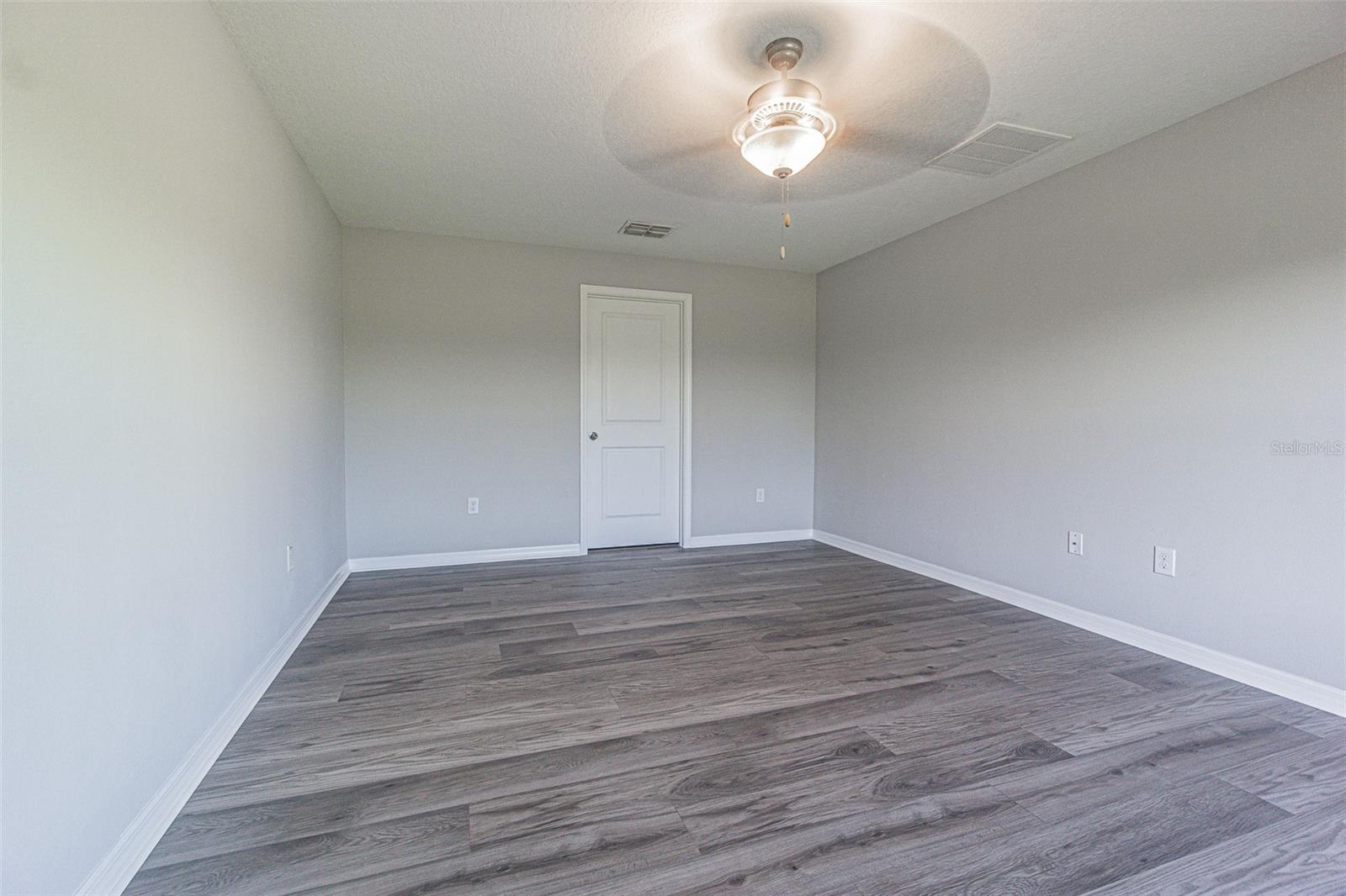 16680 DELIA ST — photo 18