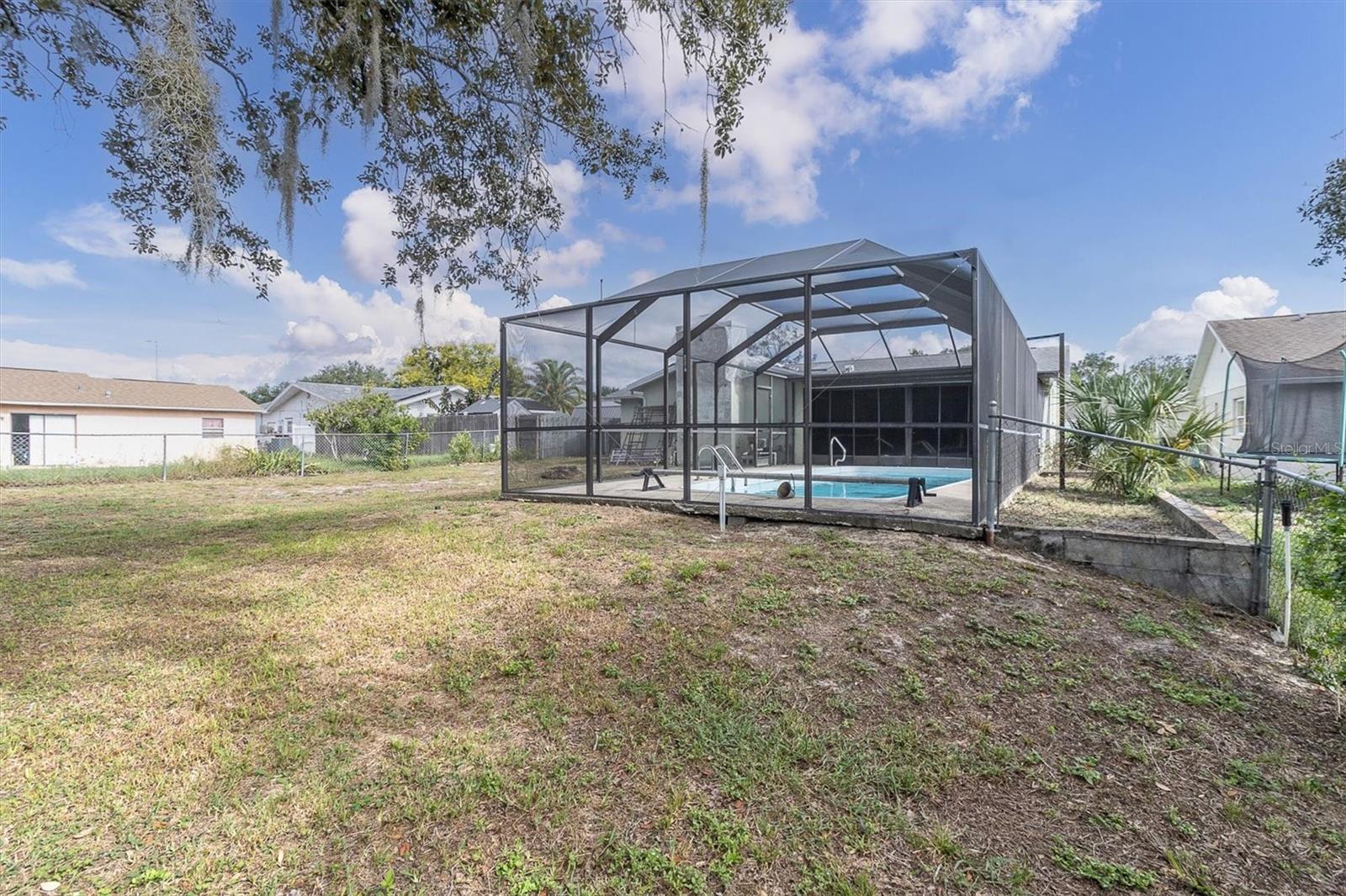8708 BRIAR PATCH DR — photo 35