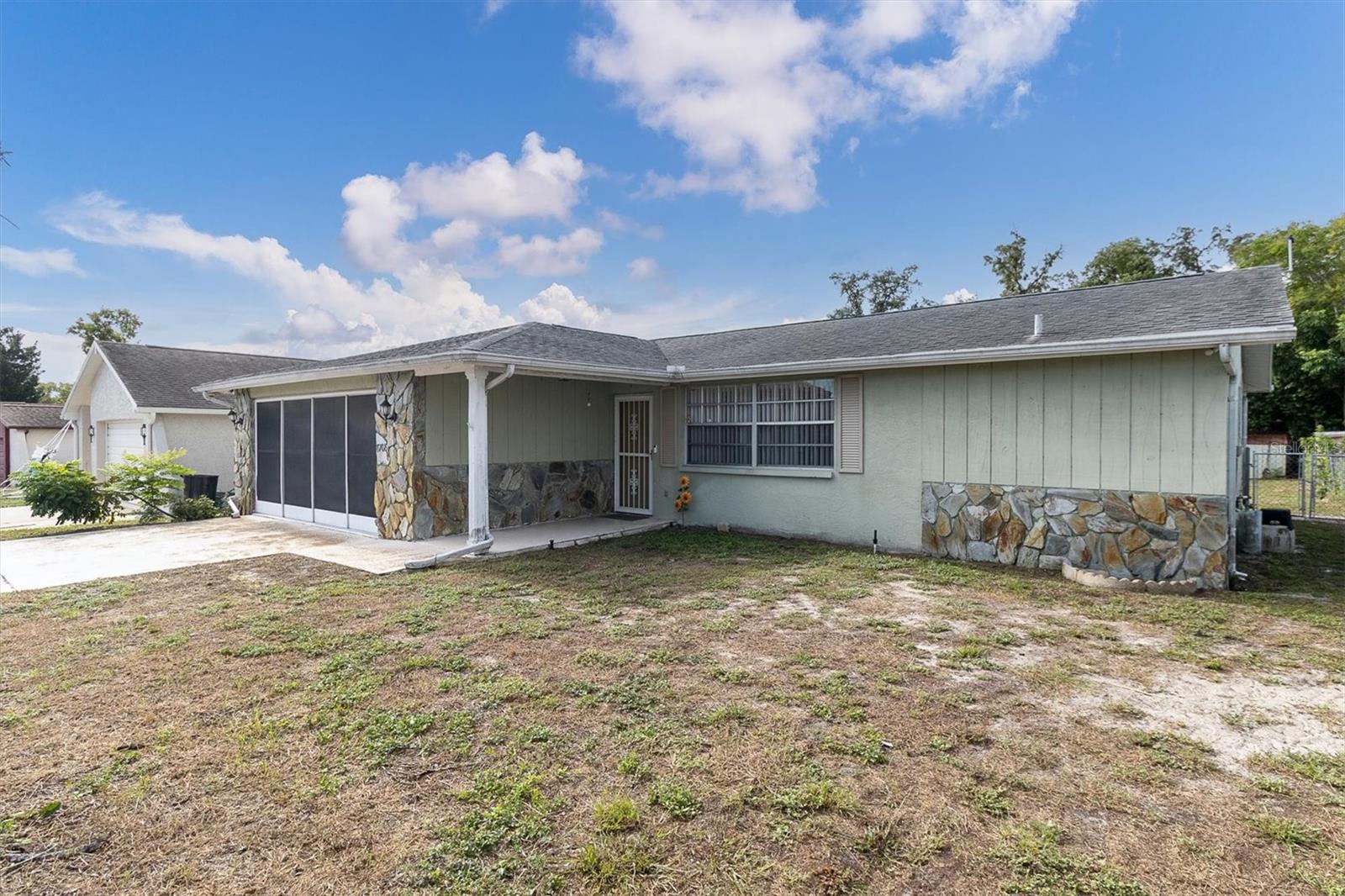 8708 BRIAR PATCH DR — photo 39