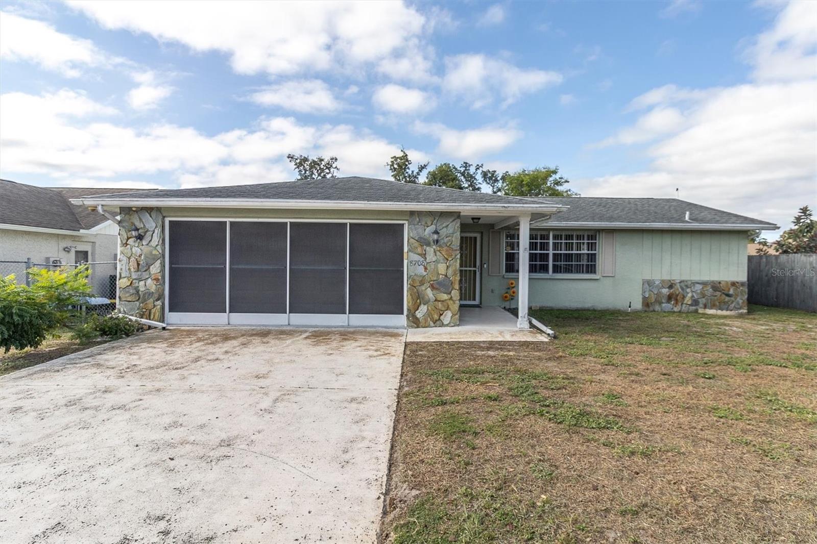 8708 BRIAR PATCH DR — photo 40